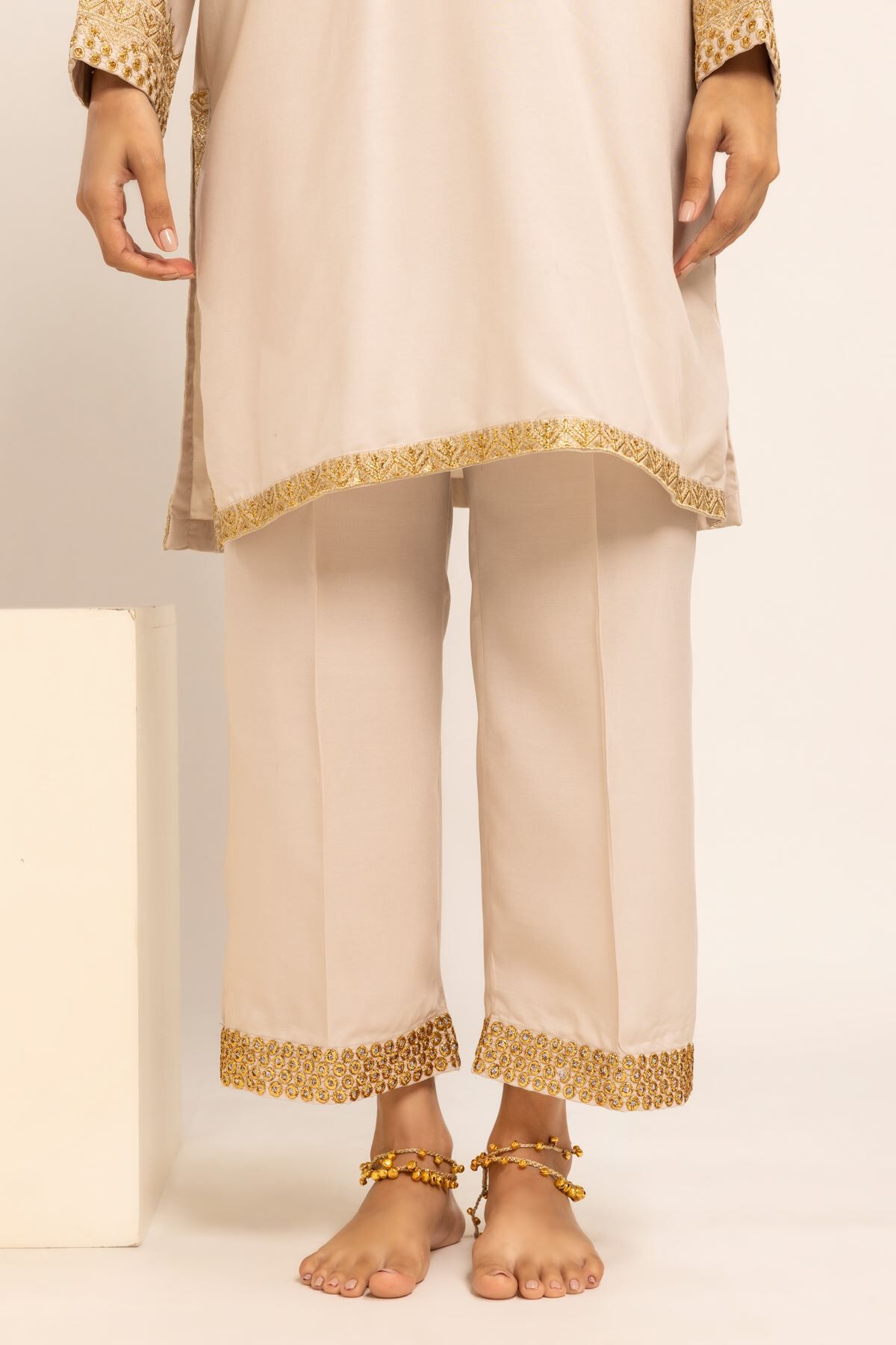 Pants Embroidered