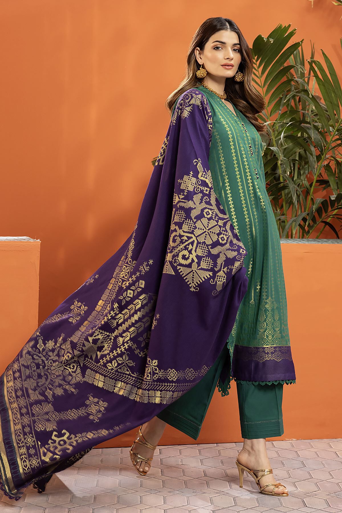 Khadi lawn sales suit with price