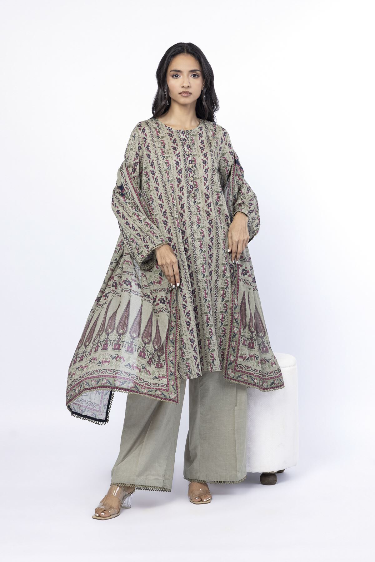 ギャッベ Made in Pakistan Buy Tailored 3 Piece | 0.0 N/A | SS2521BST-VG_MULTI | Khaadi Pakistan