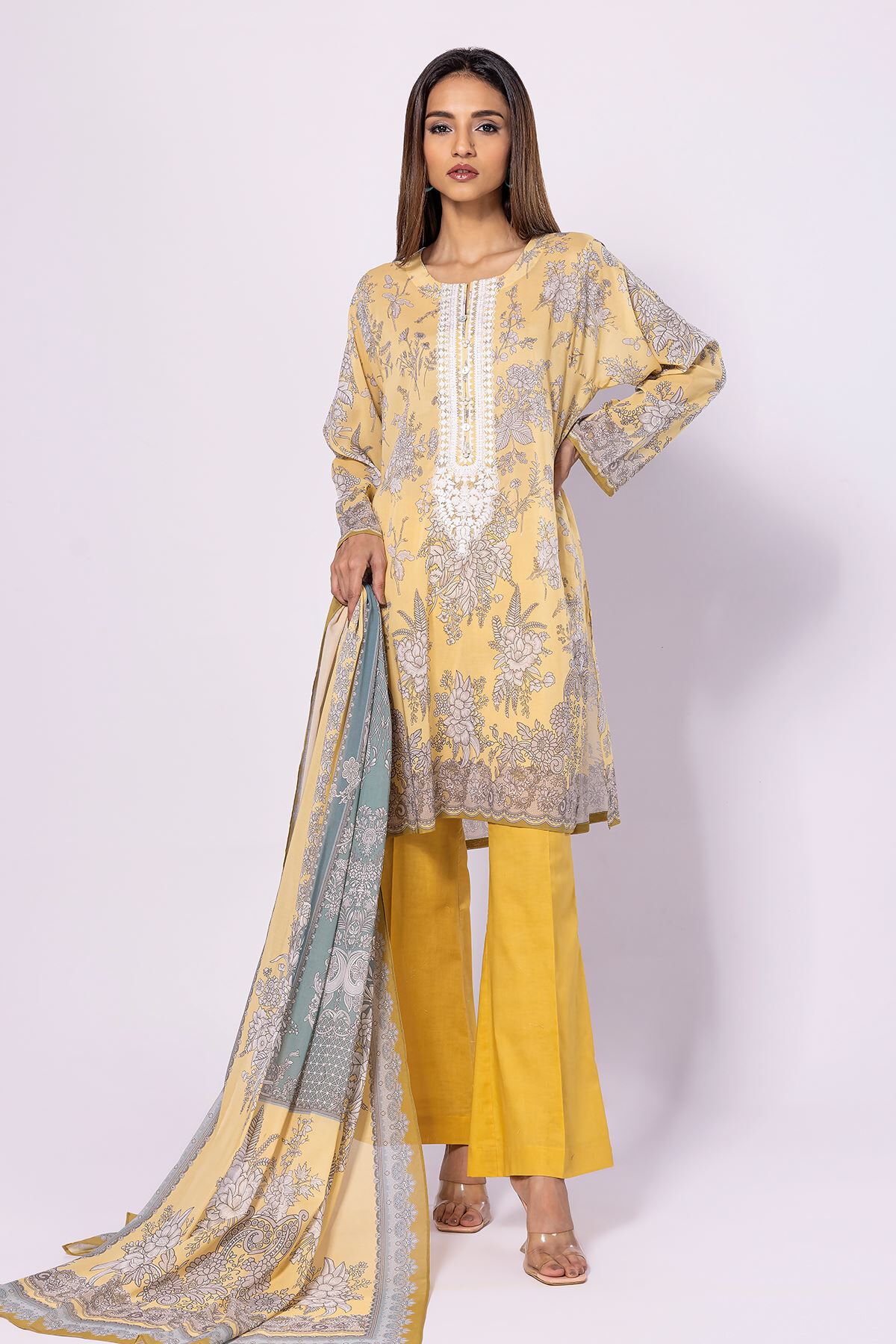 Buy Fabrics 3 Piece 2097.00 PKR 1001749752 Khaadi Pakistan