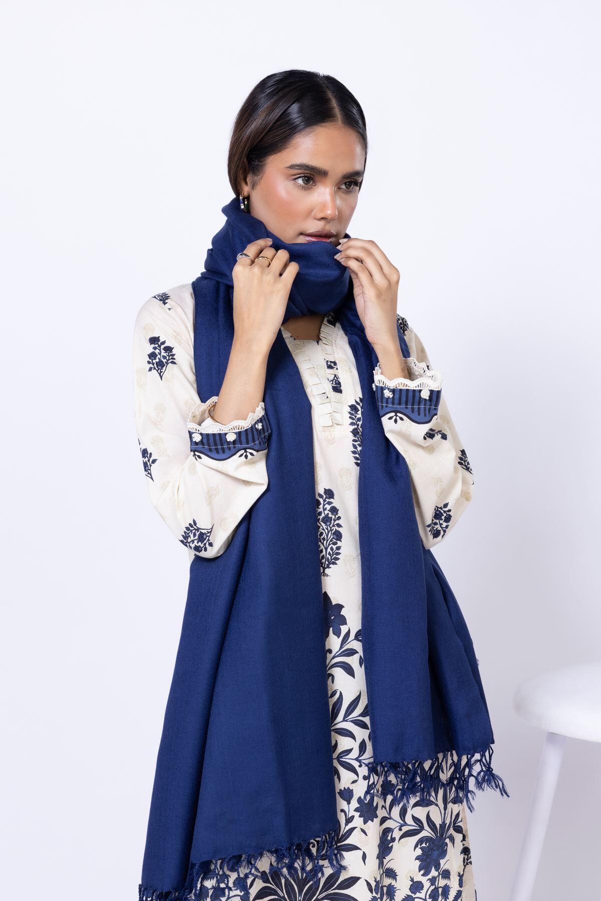 Khaadi ladies shawls deals