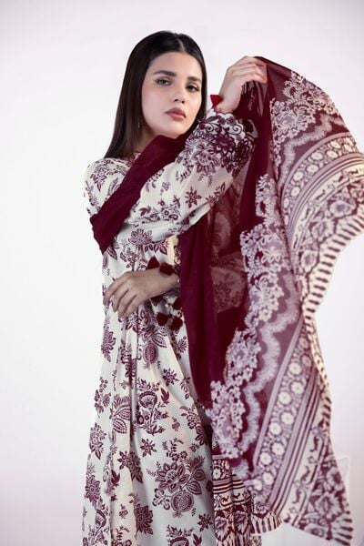 Embroidered | Lawn | Fabrics 3 Piece | PKR 5,200