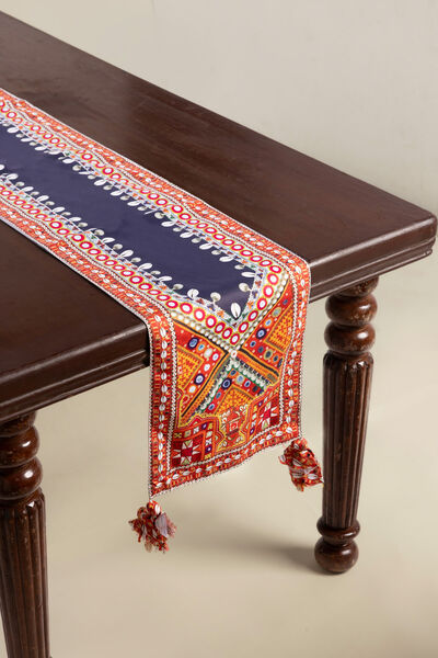 Printed Poly Sateen 12x96in Table Runner
