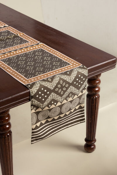 Printed Polyester Jute 16x84in Table Runner