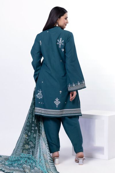 Embroidered | Cambric | Fabrics 3 Piece | PKR 6,000