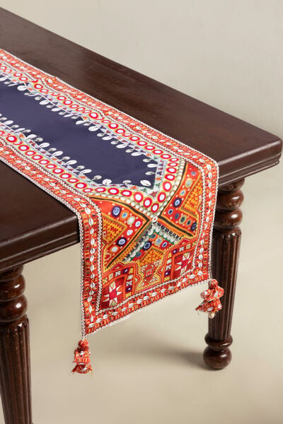 Printed Poly Sateen 16x84in Table Runner