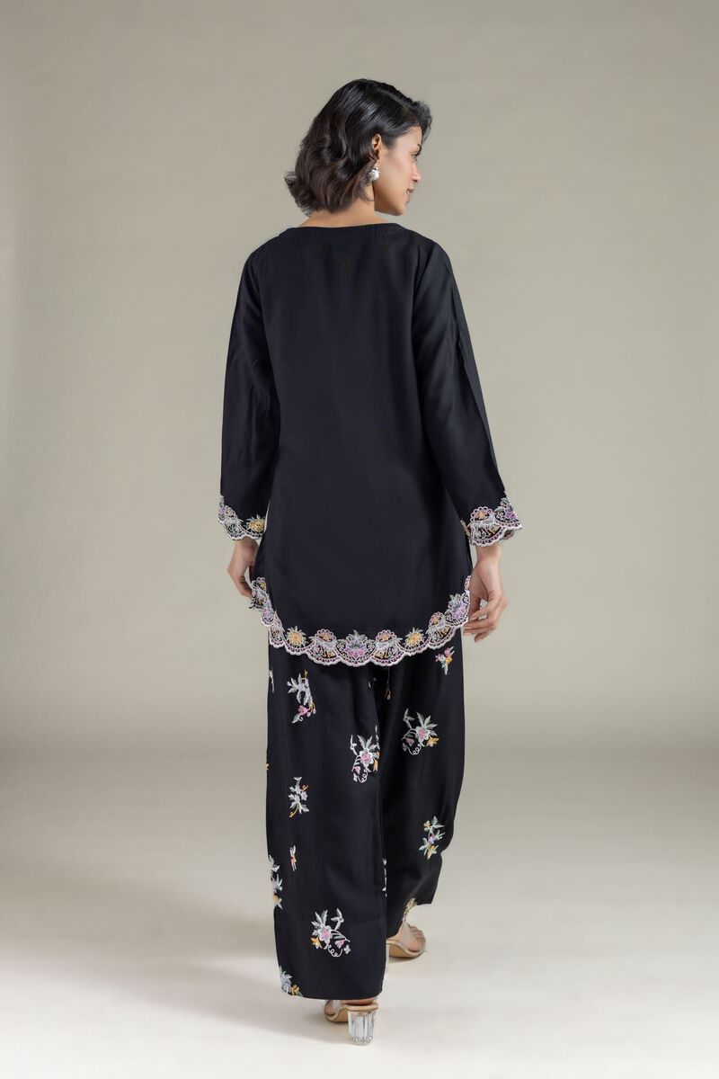 Floral V-Neck Kurta