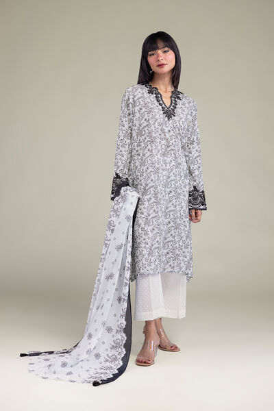 Embroidered Lawn Fabrics 3 Piece