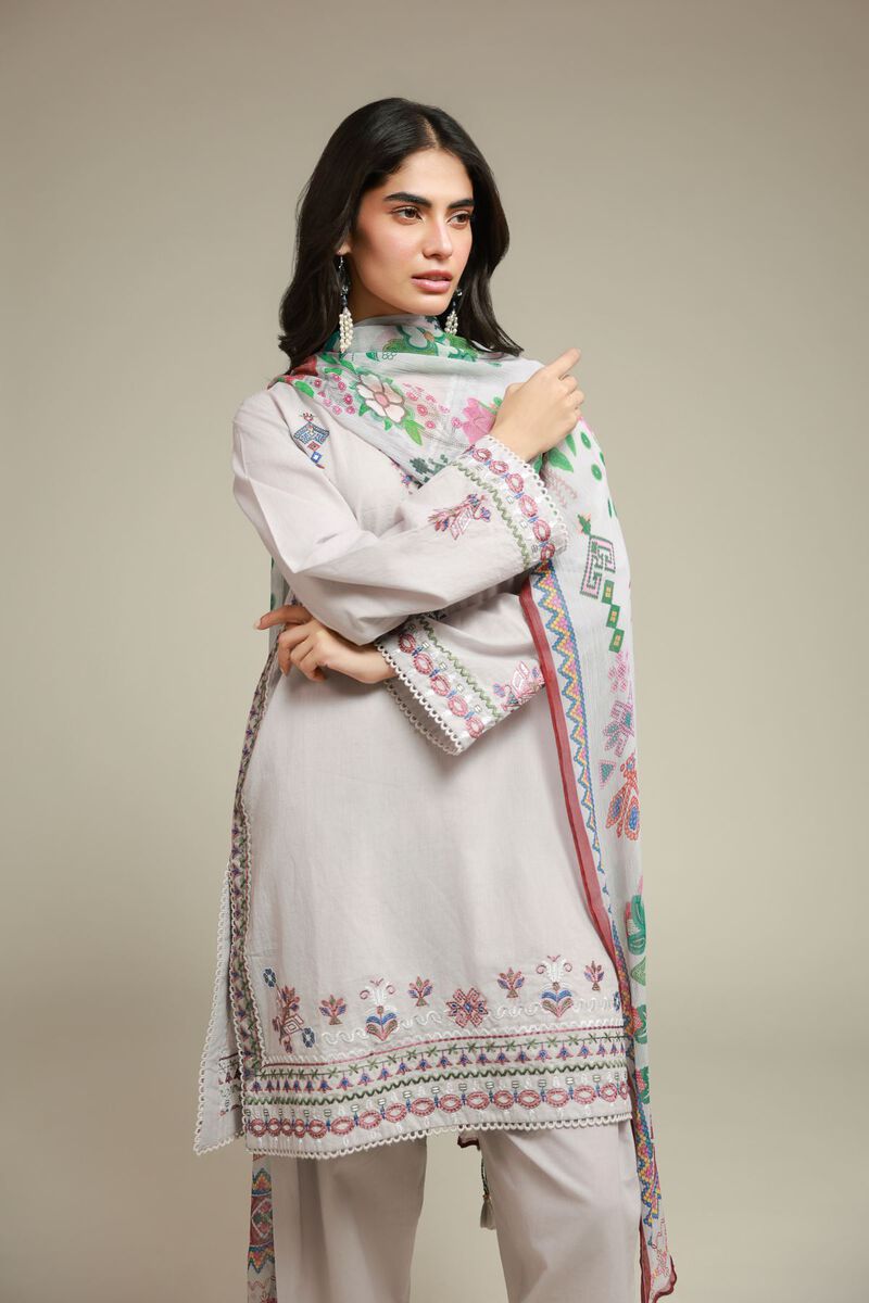 Fabrics 3 Piece view 2