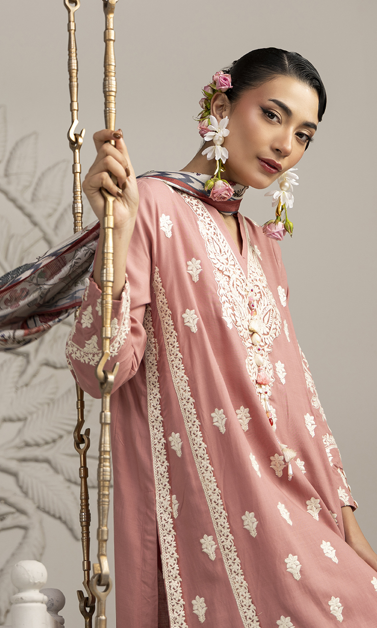 Khaadi Background