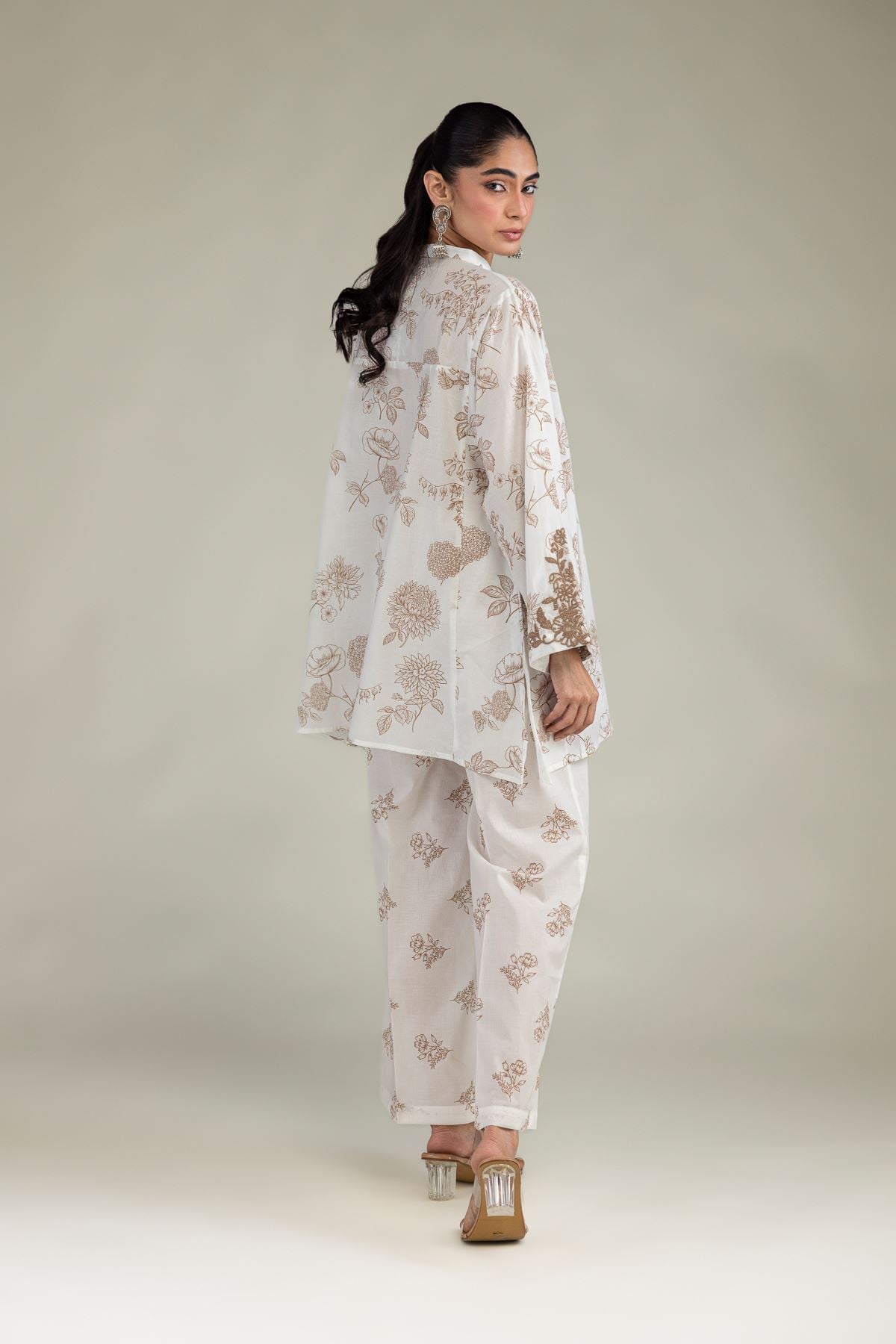 Embroidered Cambric Floral Cambric Kurta - 8-26-303-A-C1-VG