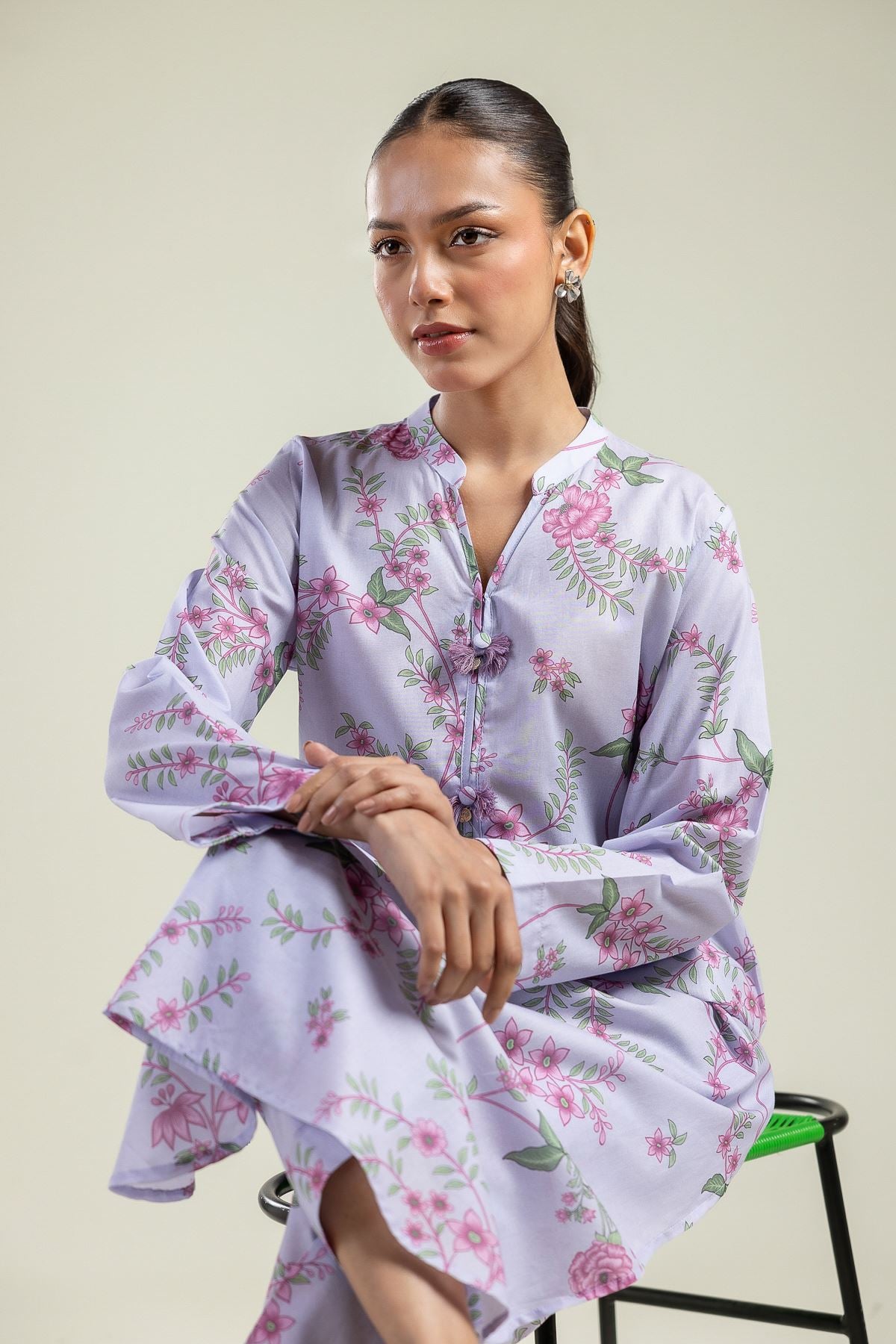 Printed Cambric Floral Longline Kurta - 26-01-1E5-08TB-VG
