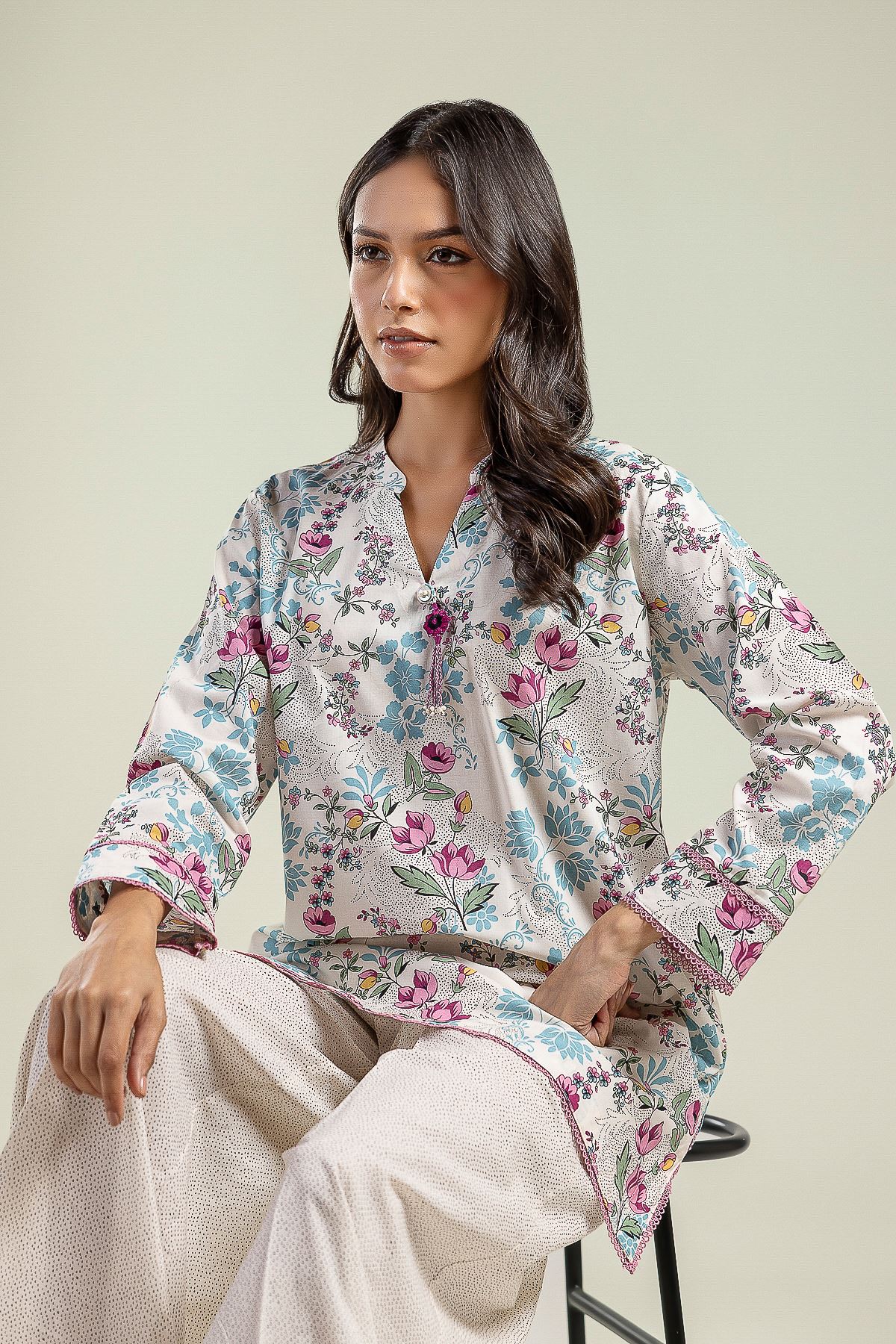 Printed Cambric Floral Cambric Kurta - 26-01-2E1-08BA-VG