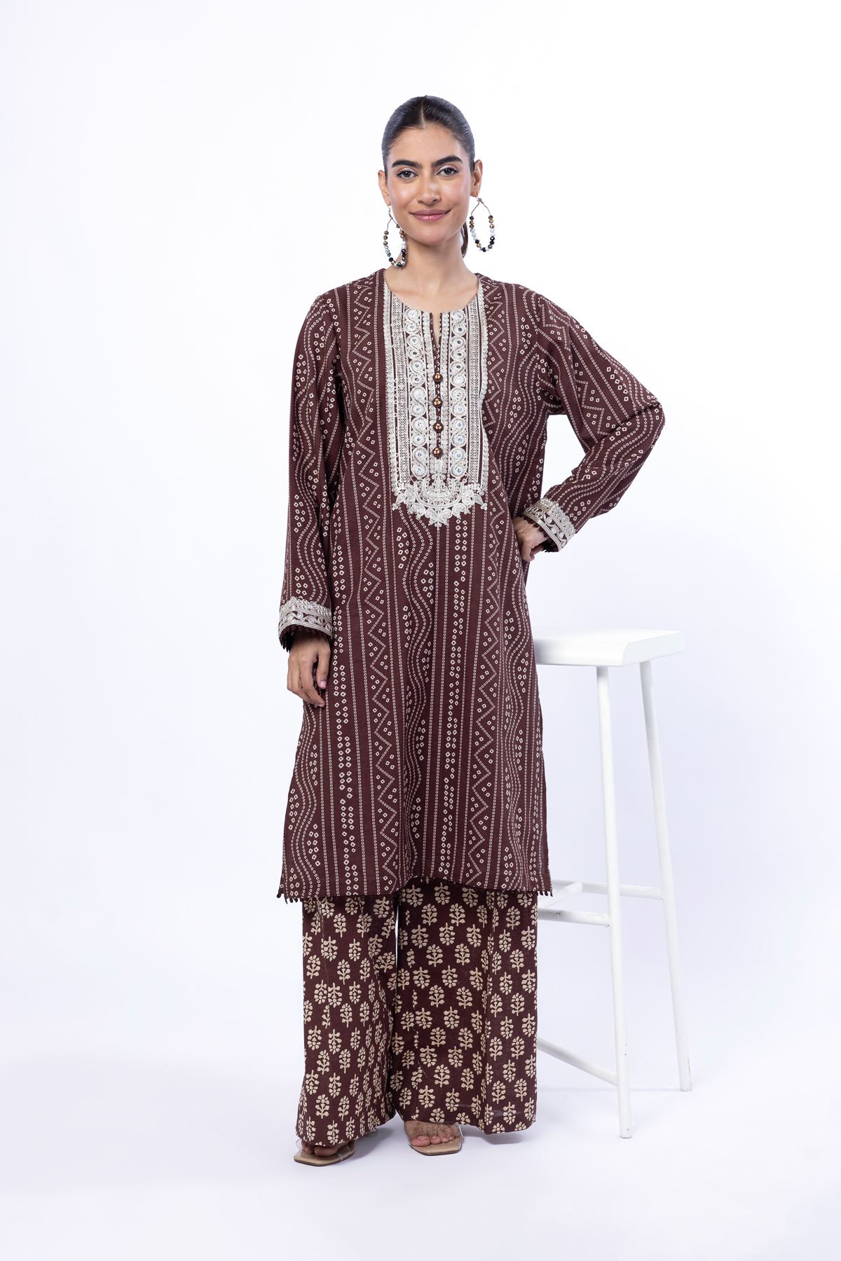 Embroidered Khaddar Tailored 2 Piece | Top and Bottom - LKW28AST-VG