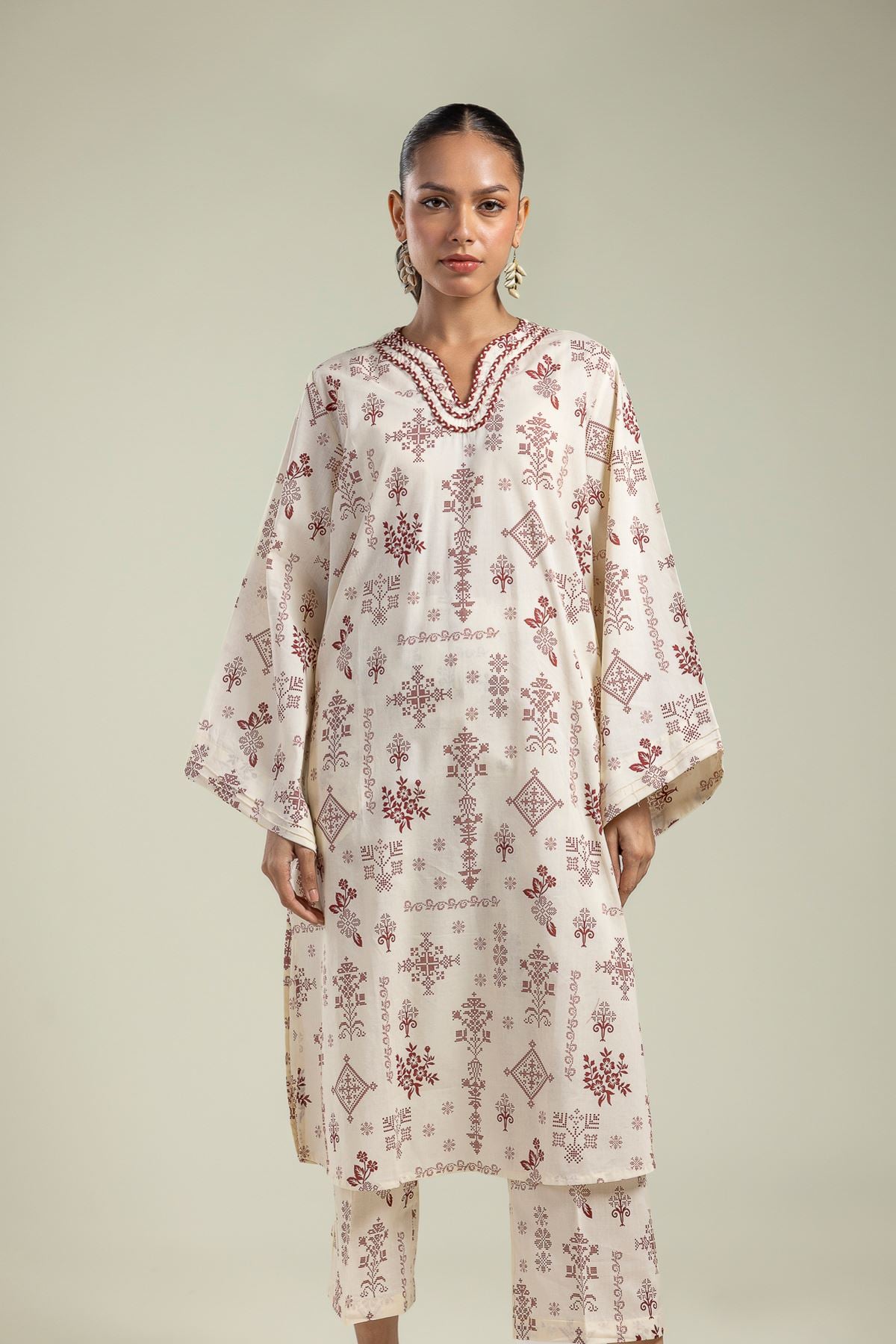 Printed Cambric Long Floral Kurta - 26-01-2E1-09TA-VG