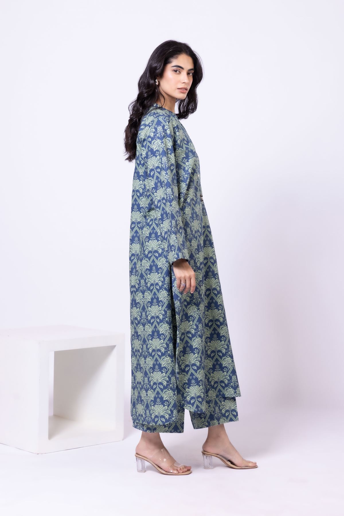 Printed Khaddar Kurta - 25-09-11E11-08TA-VG