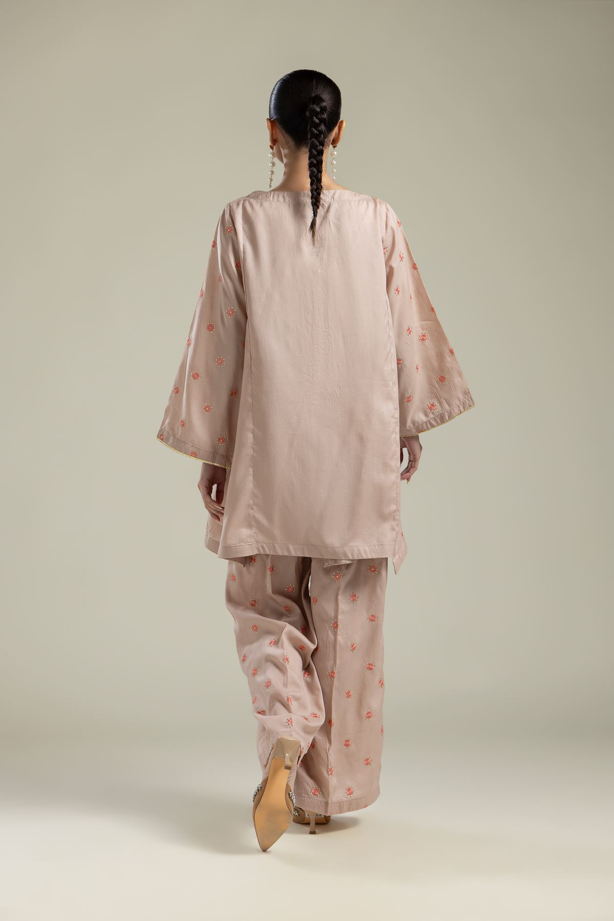 Embroidered Textured Weave Floral V-Neck Kurta - 2-26-202-A-E-VG