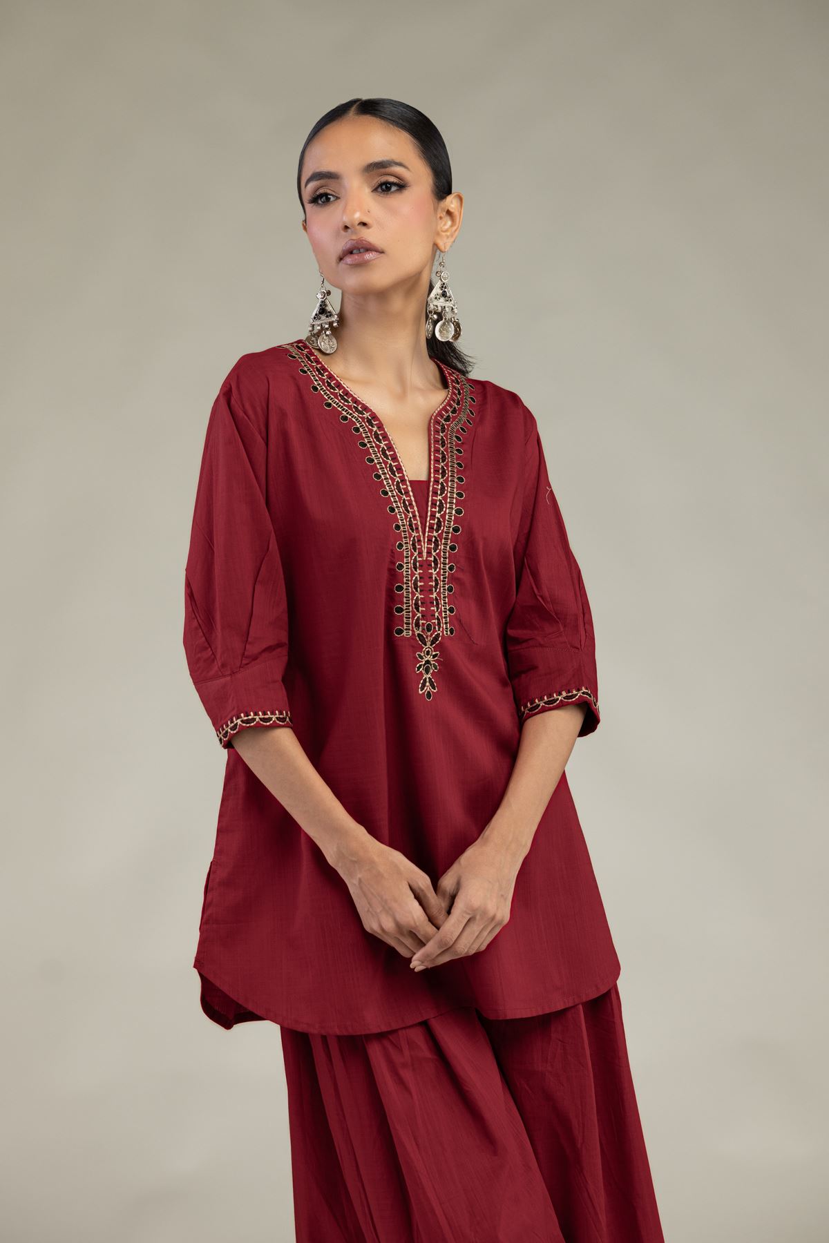 Textured Cotton Embroidered V-Neck Cotton Kurta - 1-26-226-A-I1-VG