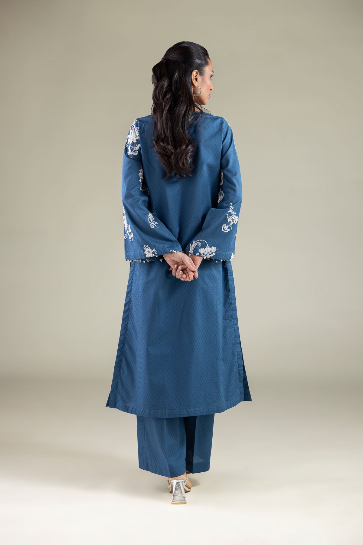 Embroidered Cotton Dobby Floral Embroidered Kurta - 2-26-110-A-F-VG