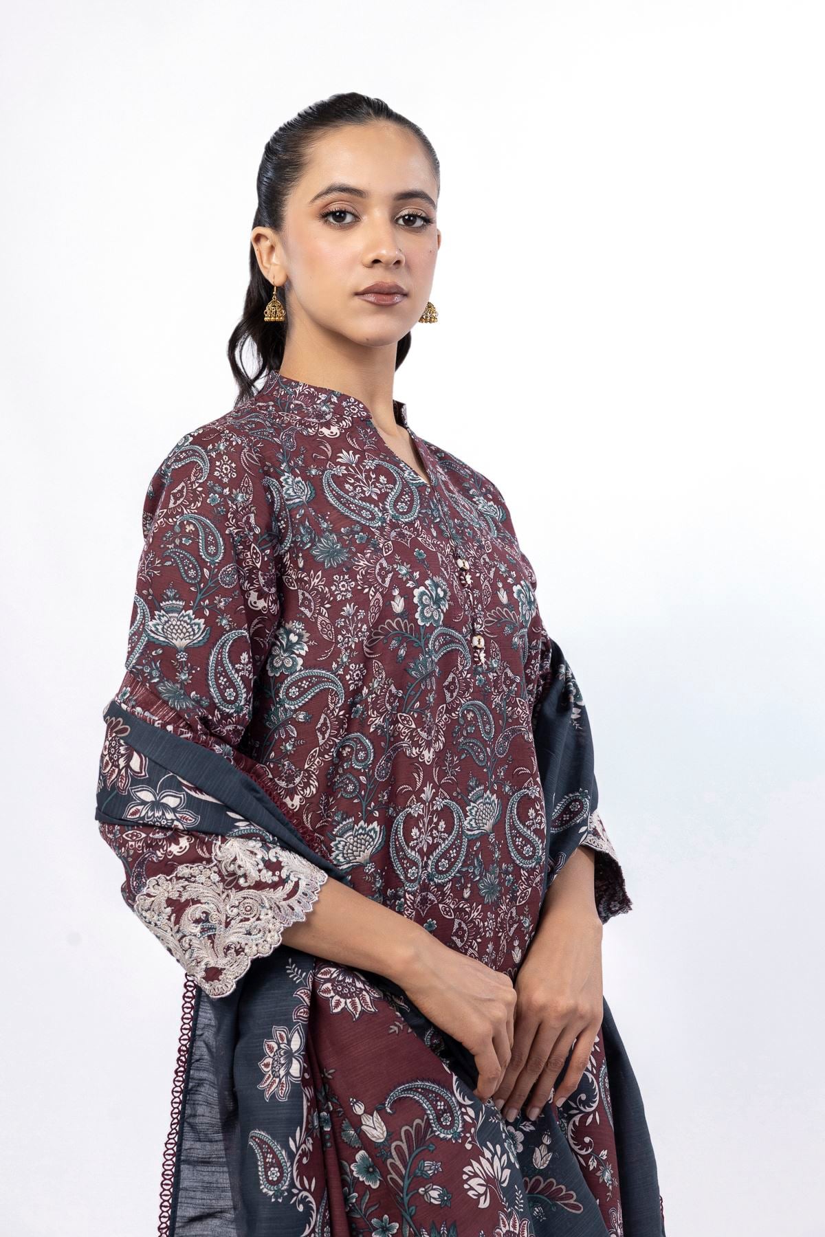 Embroidered Light Khaddar Fabrics 3 Piece - LKW62A-VG