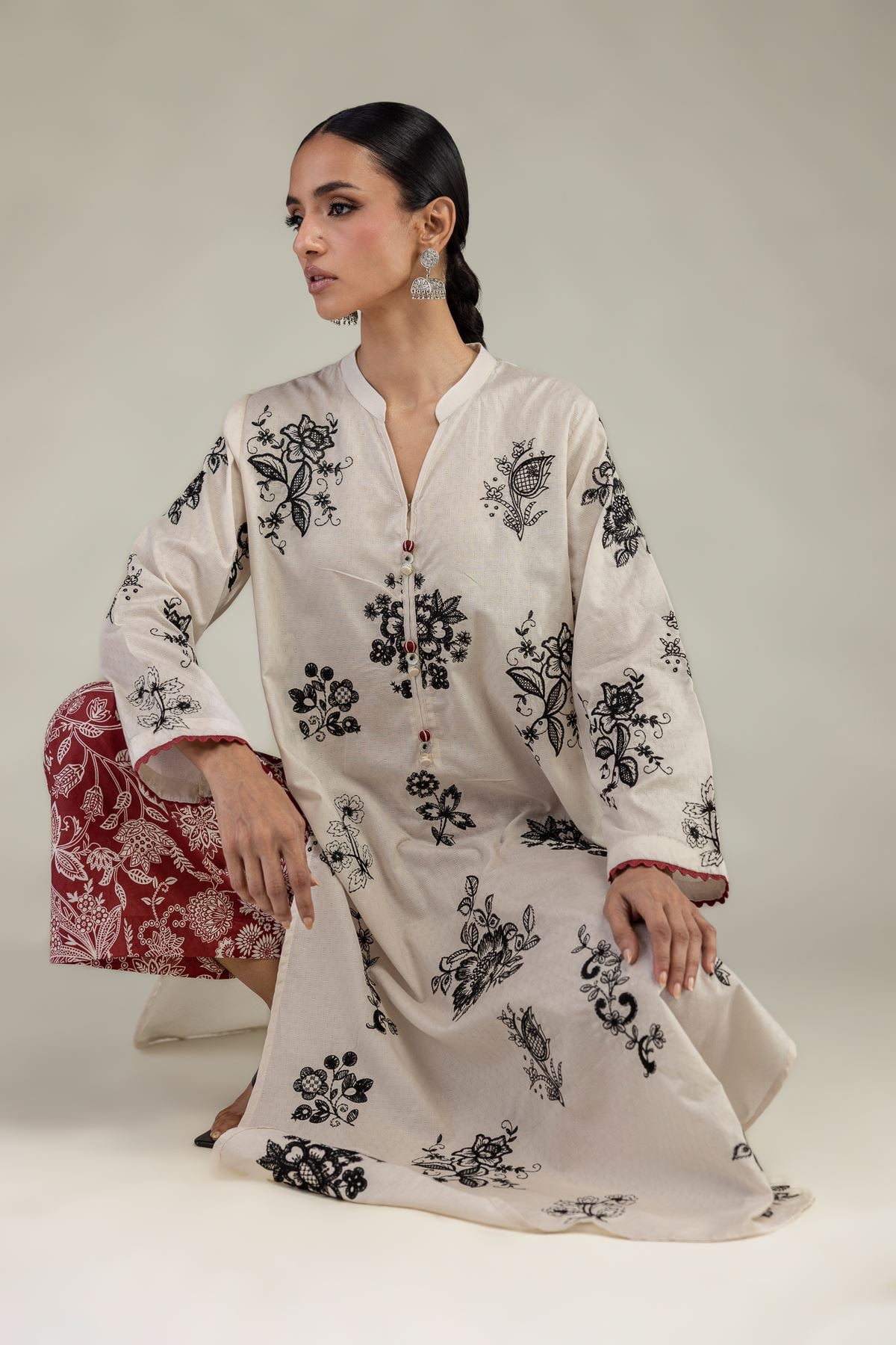 Embroidered Cotton Dobby Floral Longline Kurta - 1-26-226-A-I1-VG