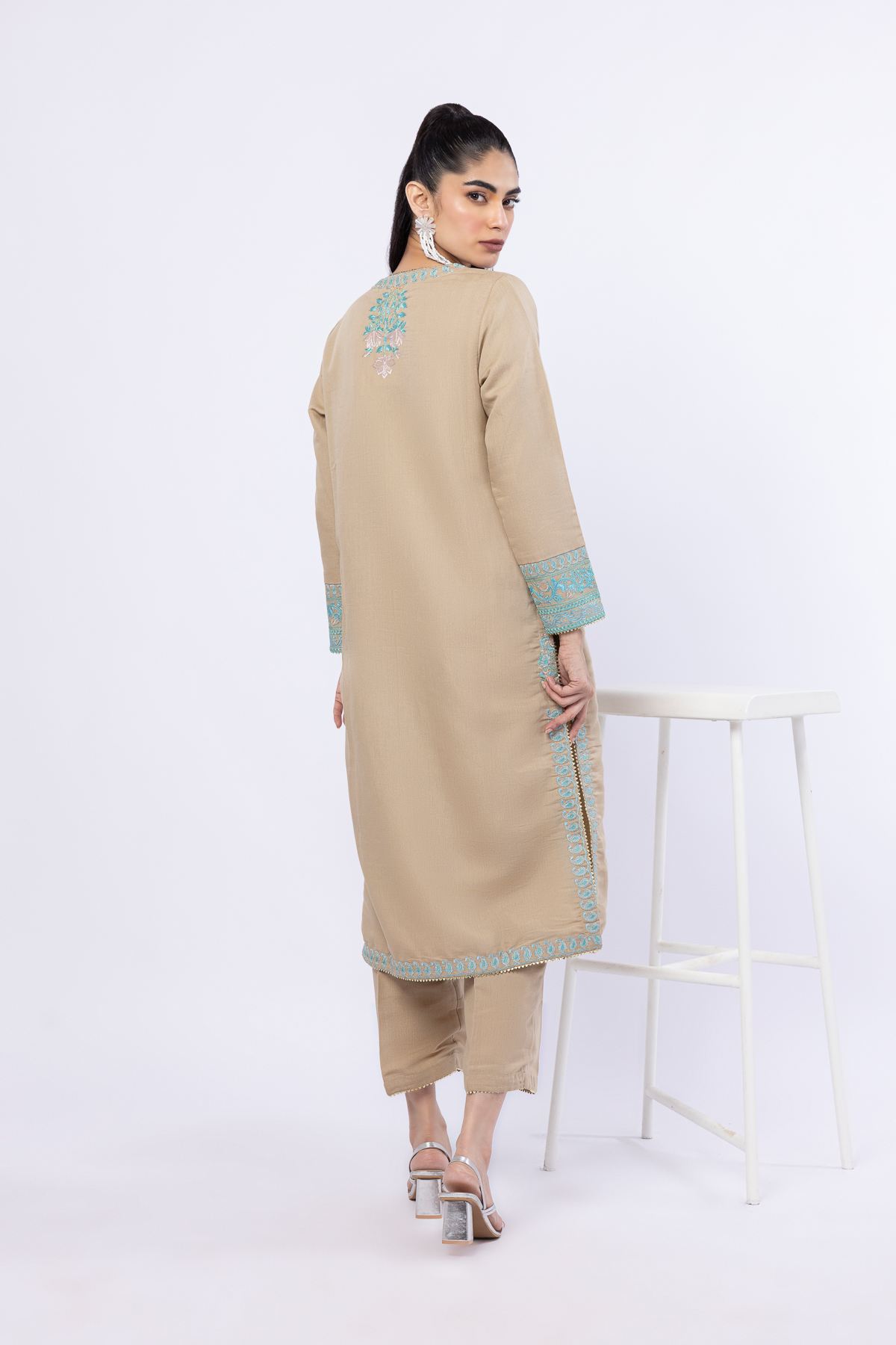 Embroidered Cotton Reflex Kurta - 25-08-8E6-02TA-VG
