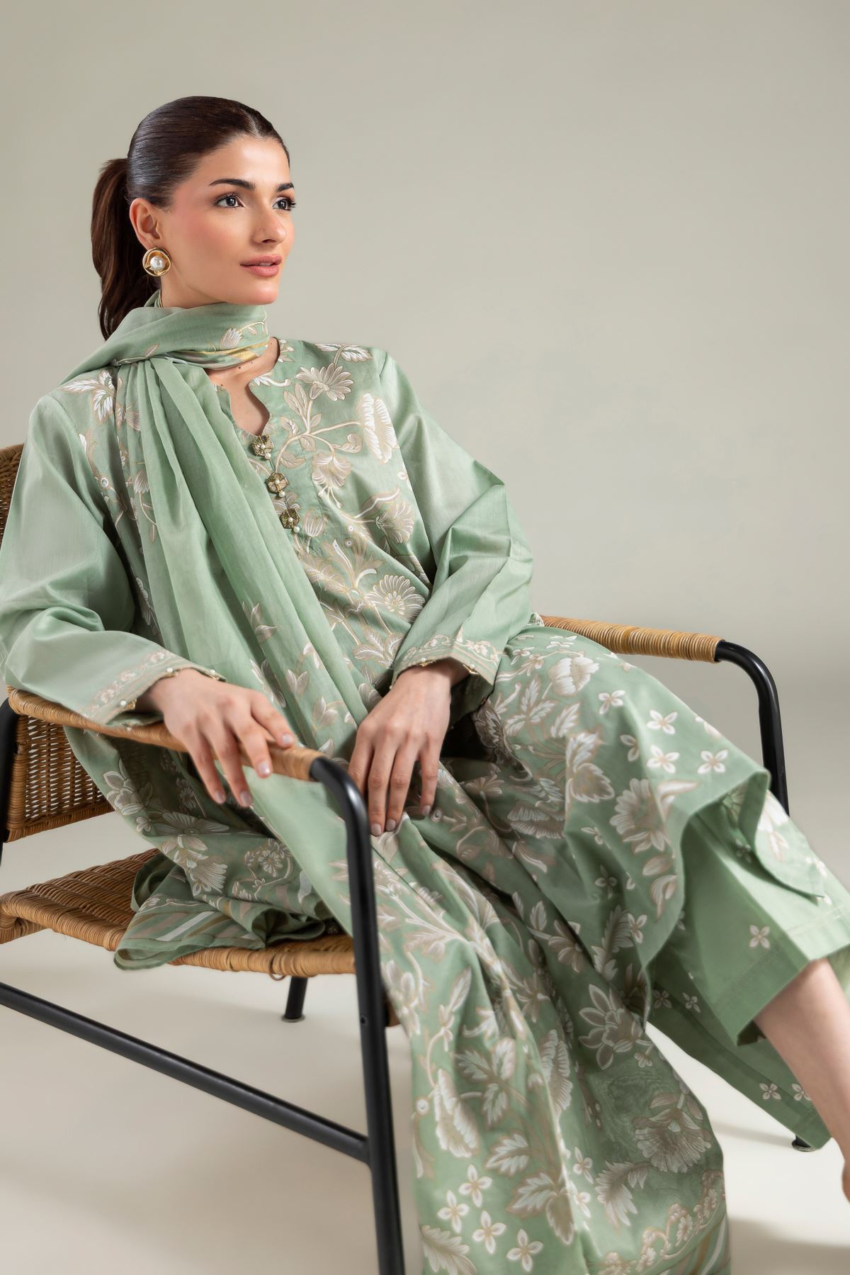 Printed Lawn Tailored 3-Piece Lawn - T-A22-26-210FH2-VG