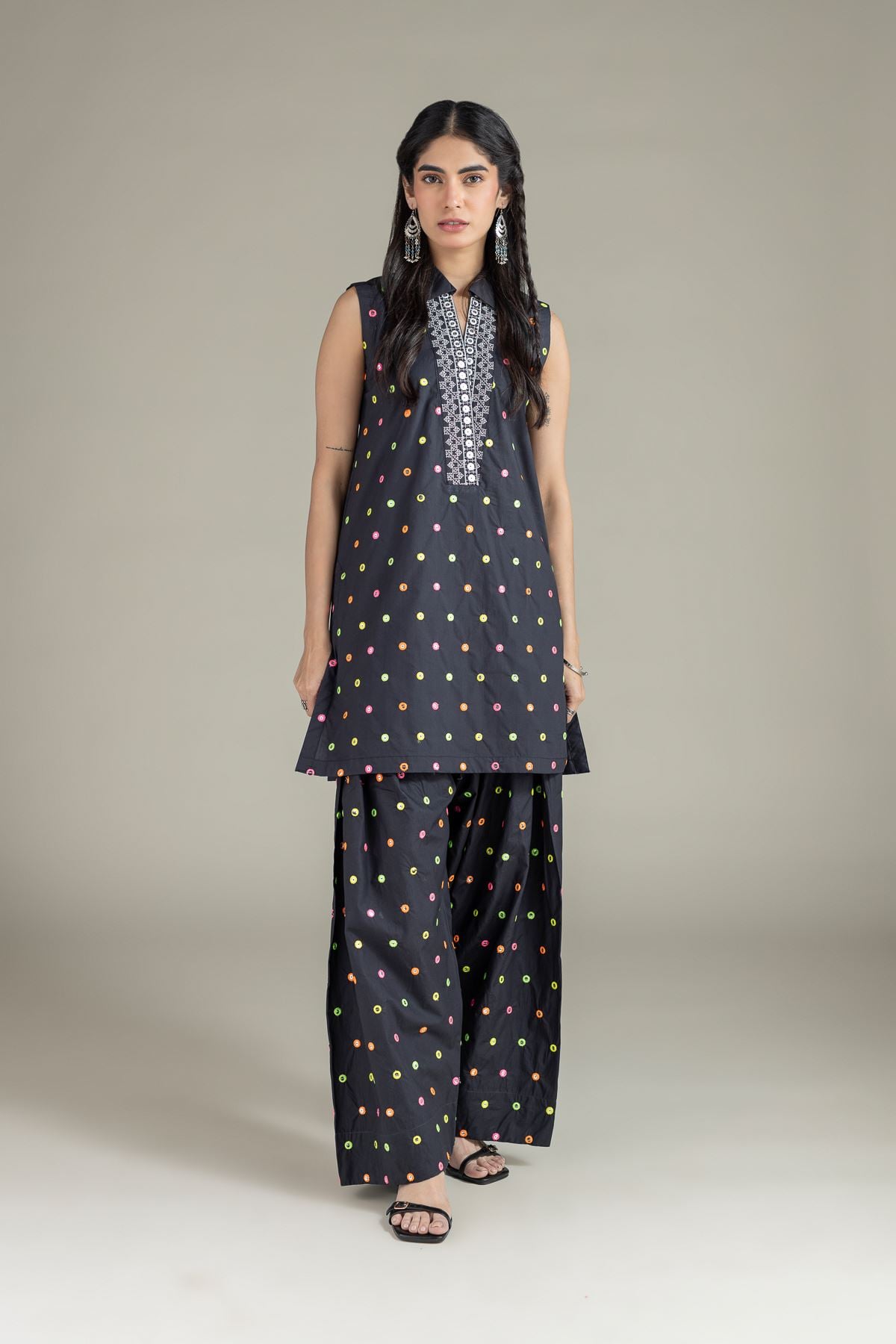 Embroidered Poplin Kurta - 25-10-12E6-03TA-VG