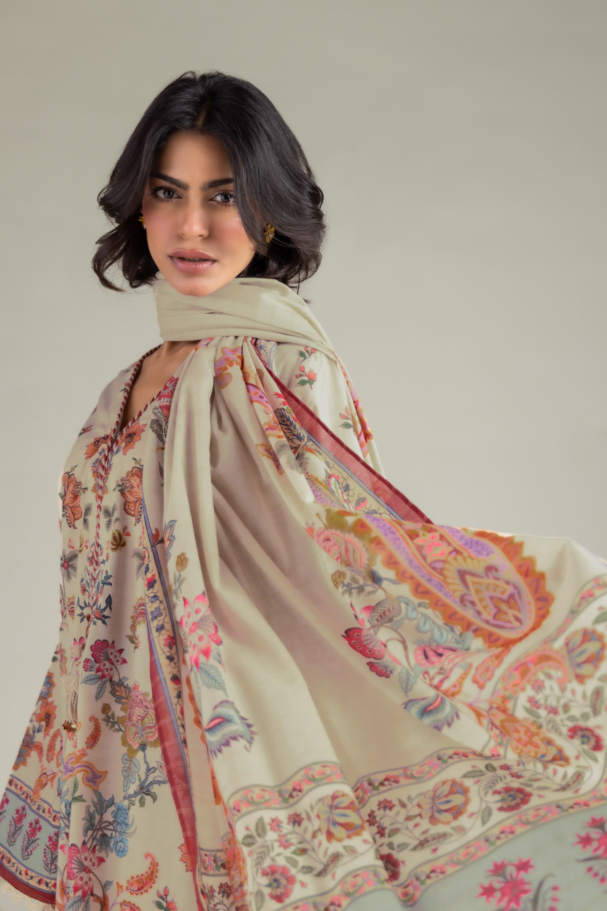 Printed Mesuri Fabrics 3 Piece - A22-26-221FC1-VG