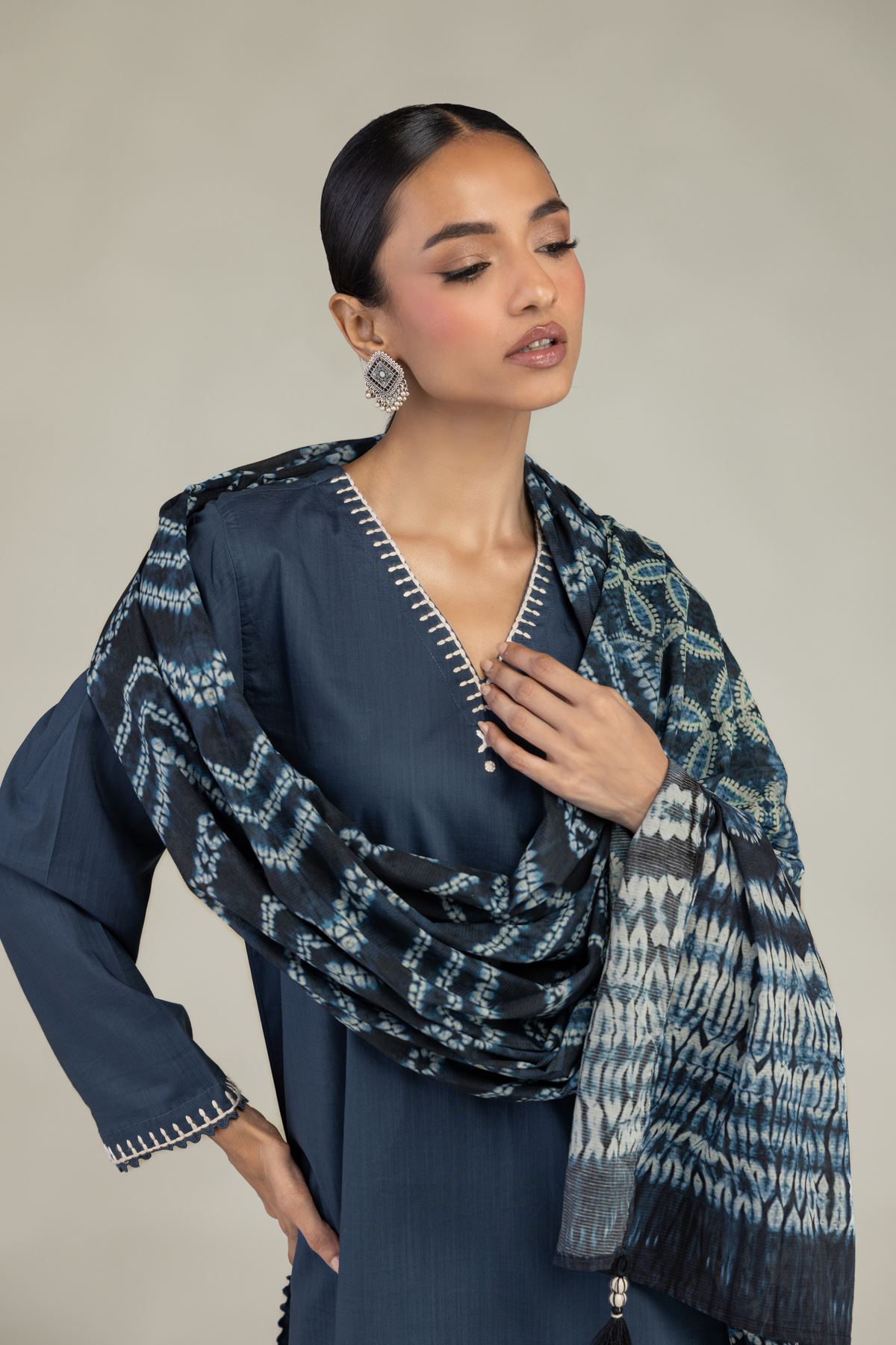 Textured Lawn Embroidered Textured Lawn Dupatta - 1-26-327-A-J1-VG