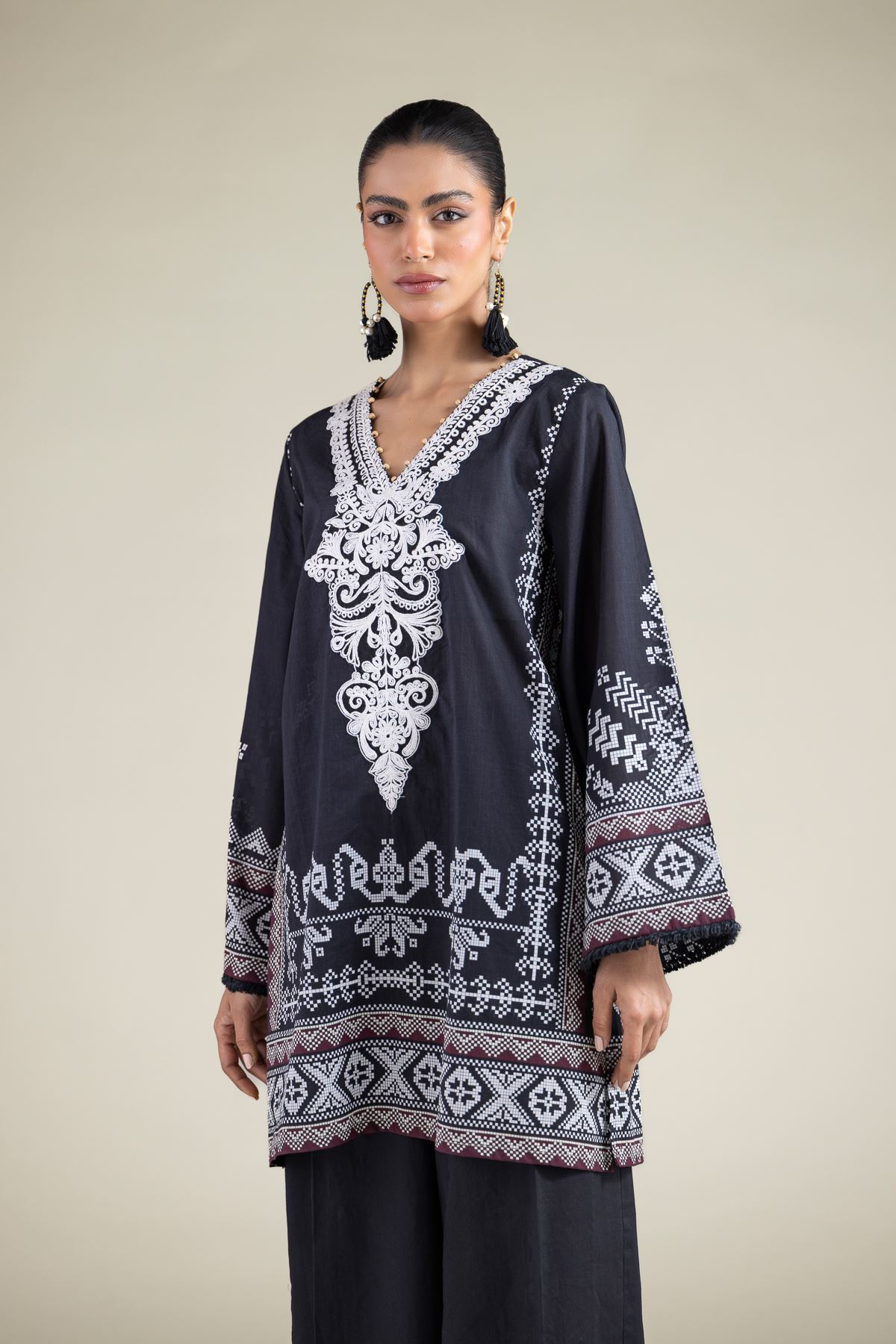 Embroidered Lawn Lawn Tailored 2-Piece - T-A22-26-215FE1-VG