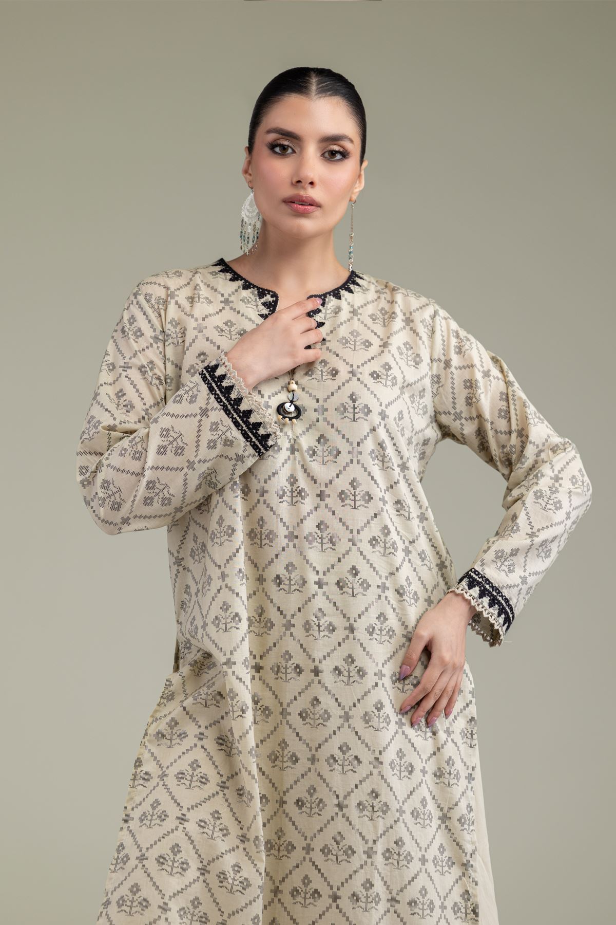 Embroidered Lawn Long Lawn Kurta - T-A33-26-206FG2-VG