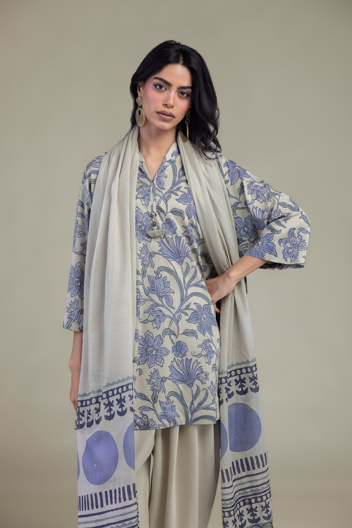 Printed Lawn Printed Cambric Dupatta - 1-26-102-A-F-VG