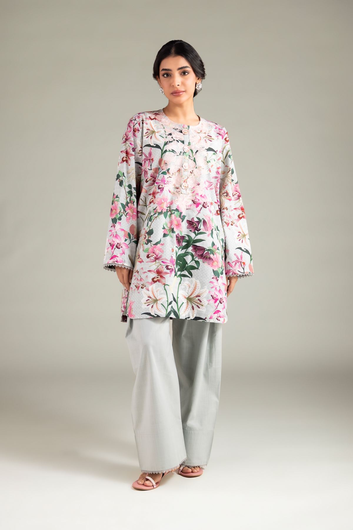 Embroidered Textured Cotton Kurta - 26-01-3E9-06TA-VG