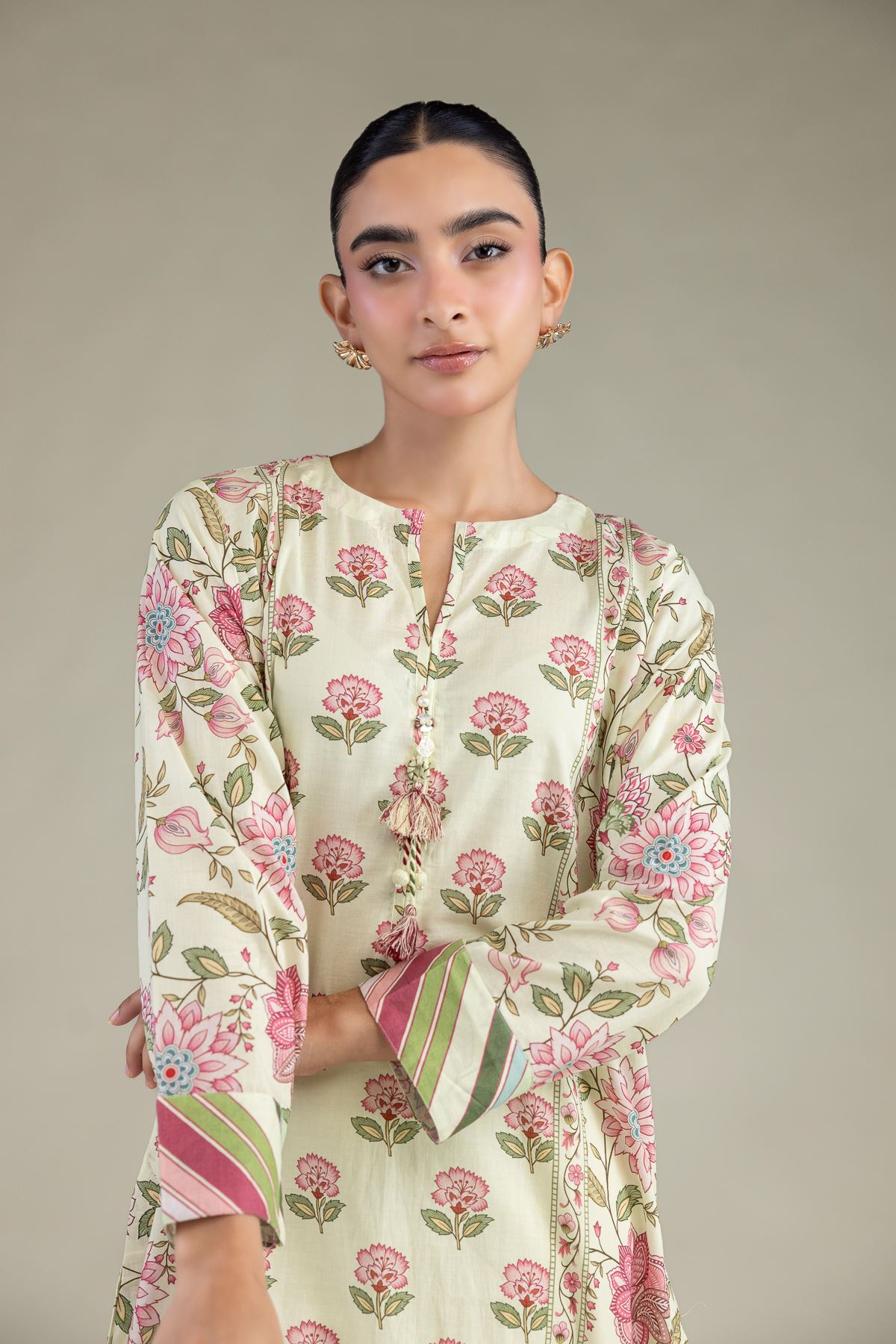 Printed Cambric Floral Cambric Kurta - 1-26-250-B-H1-VG