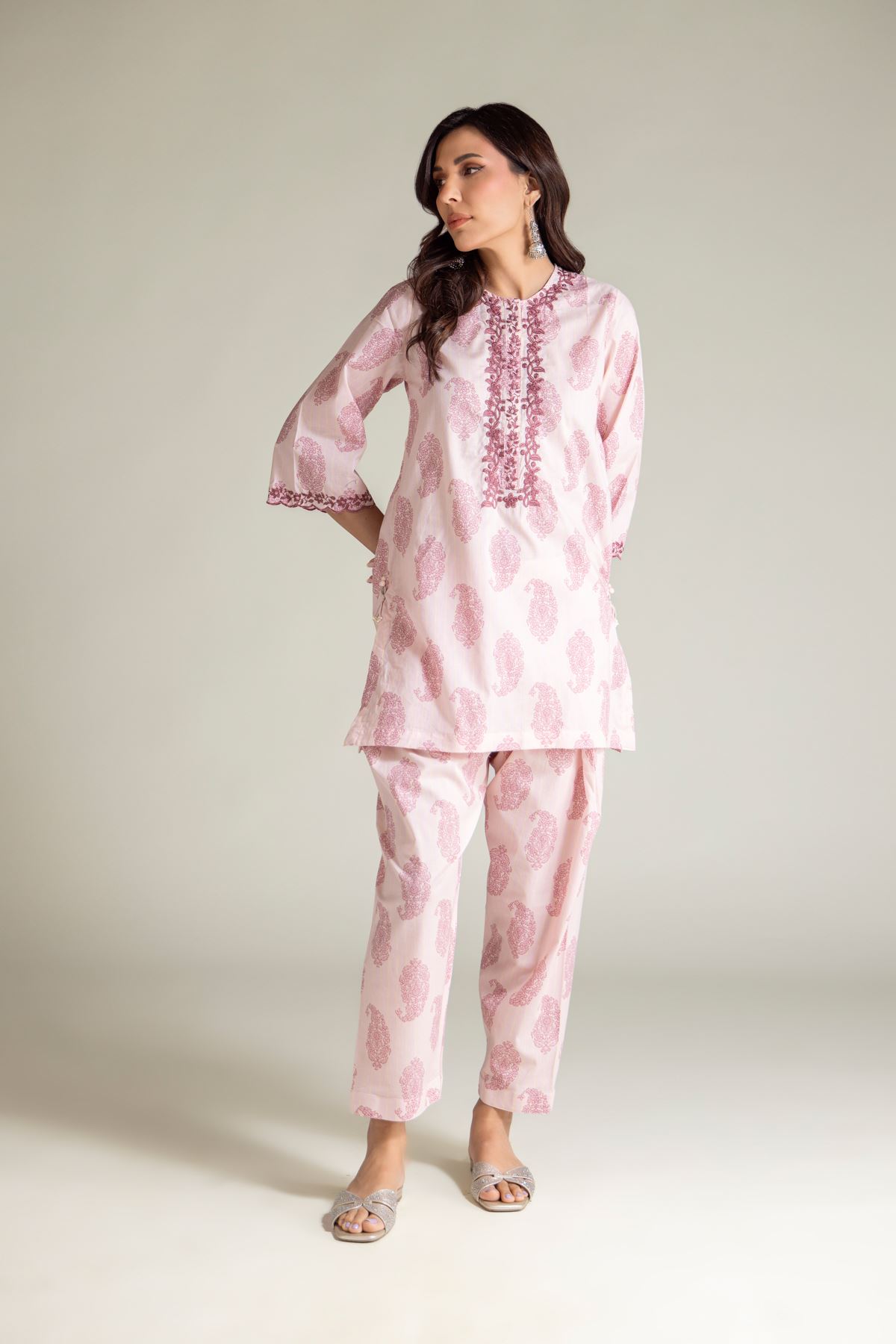 Embroidered Cambric Pink Paisley Kurta - 1-26-135-A-D-VG