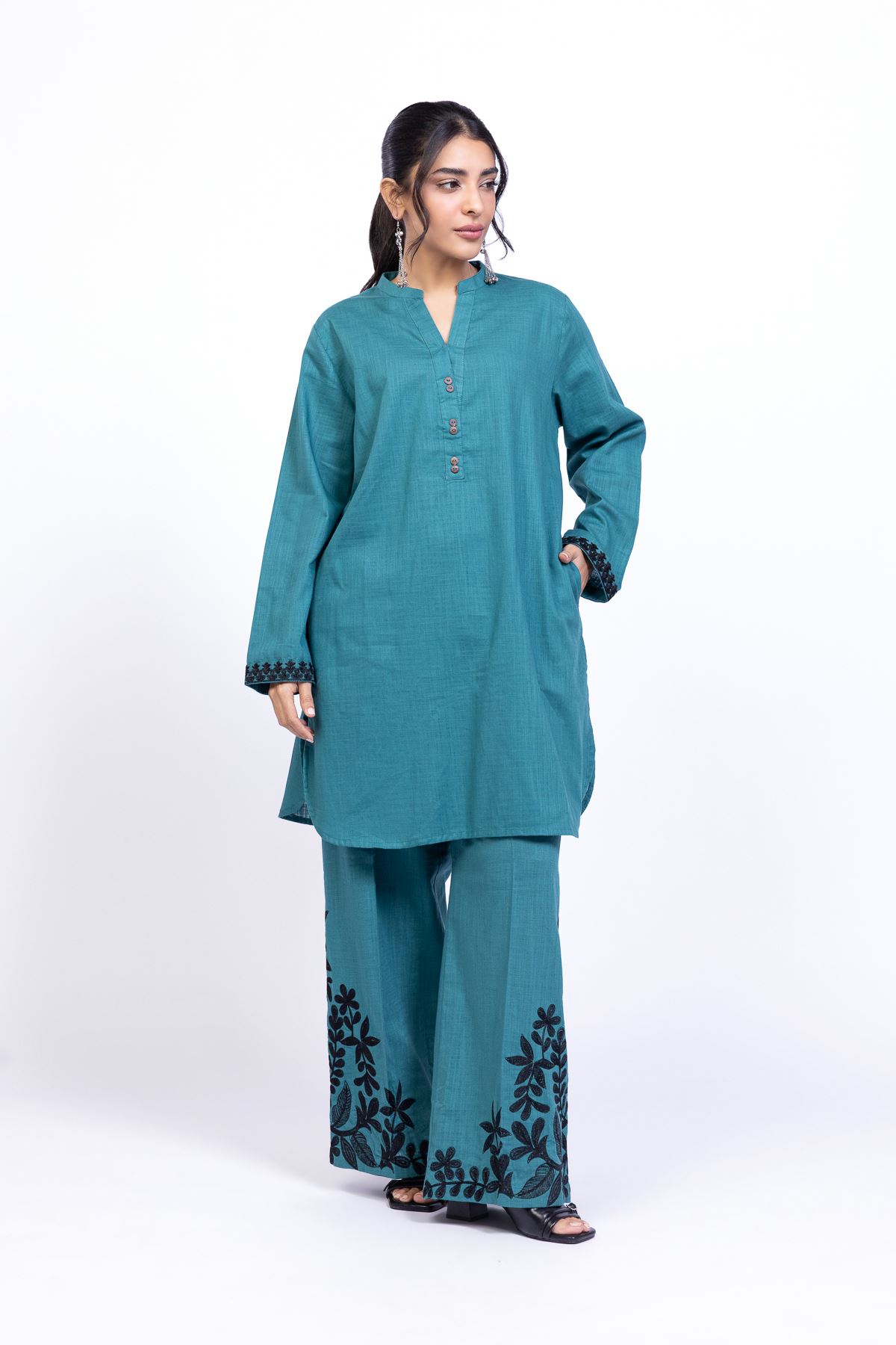 Embroidered Heavy Textured Cotton Pants - 25-08-8E7-04TA-VG