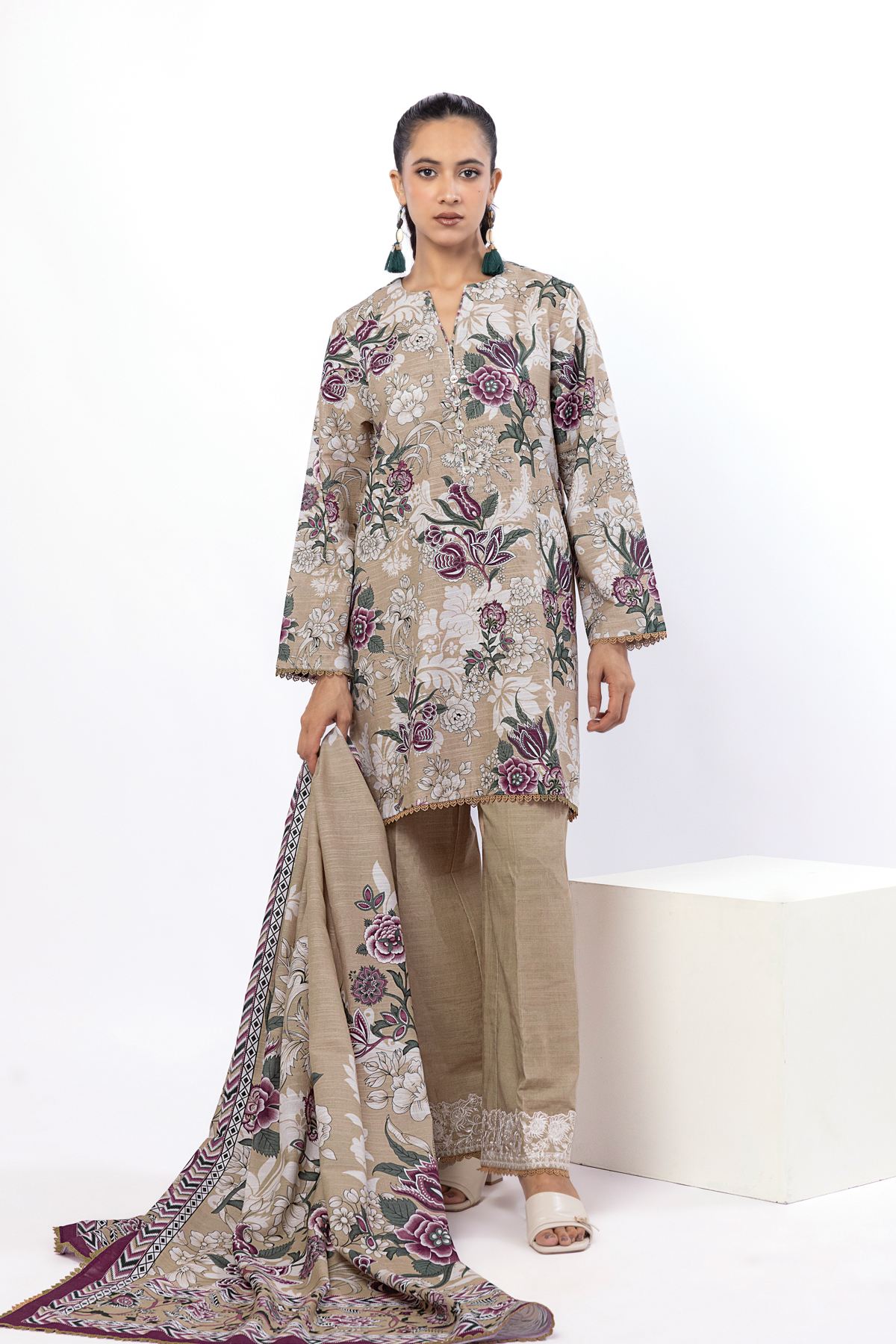 Embroidered Light Khaddar Fabrics 3 Piece - 1001902104
