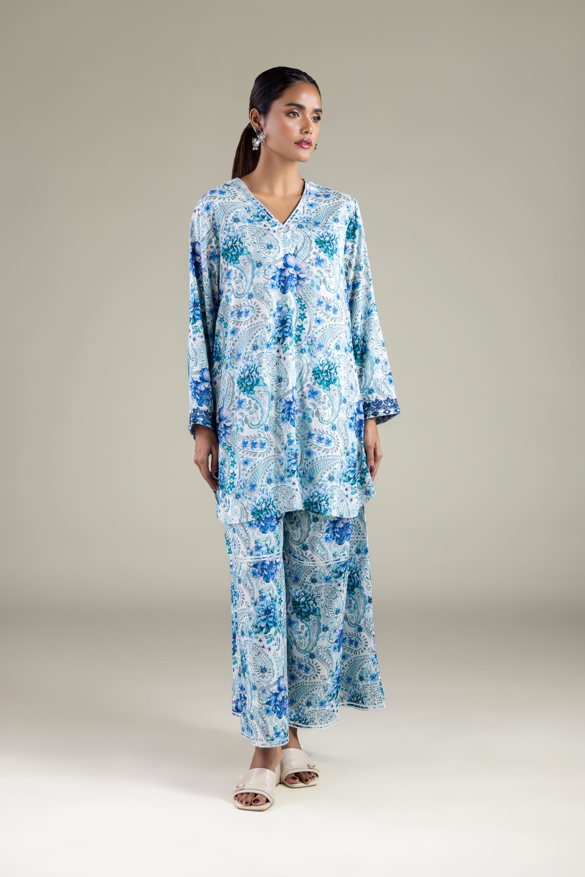 Embroidered Viscose Relaxed Floral Pants - 1-26-115-A-H-VG