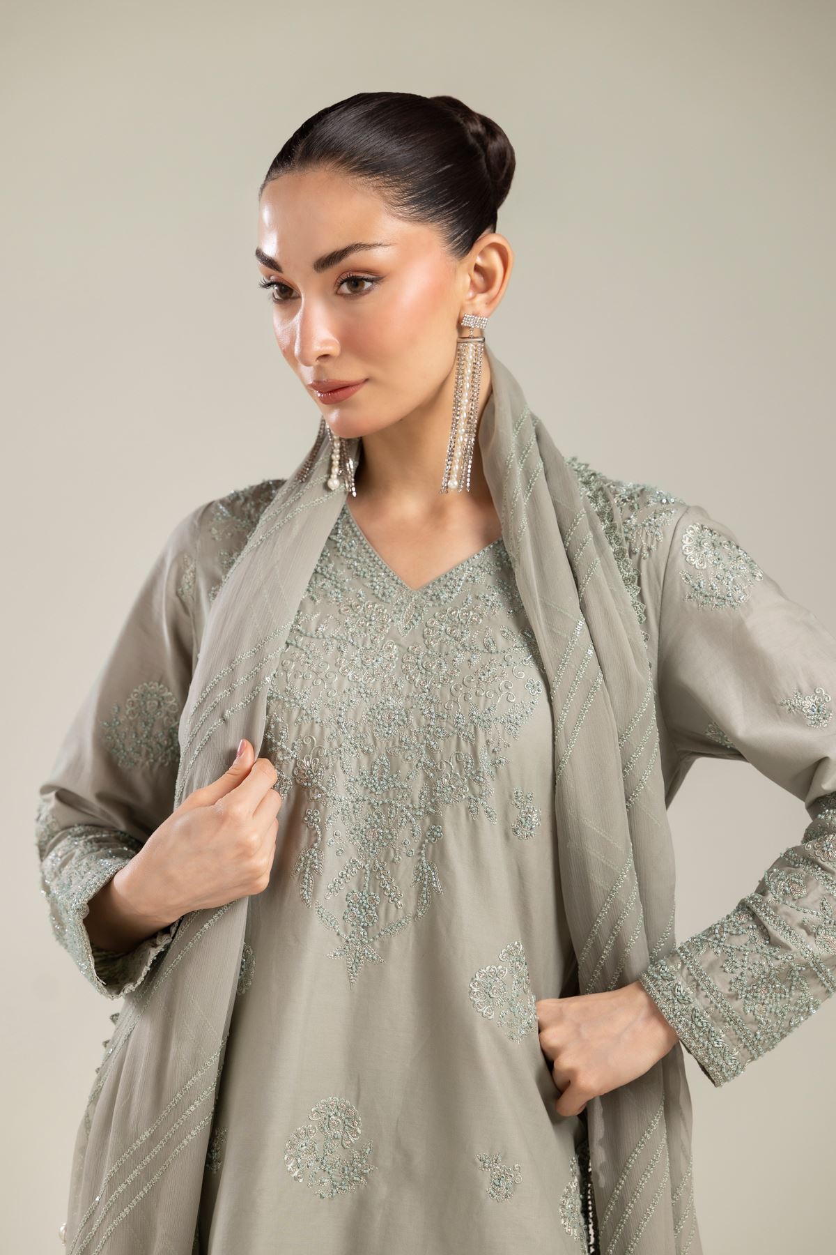 Embroidered Raw Silk 3 Piece Co-ord Set - T-A22-26-124FC1-VG