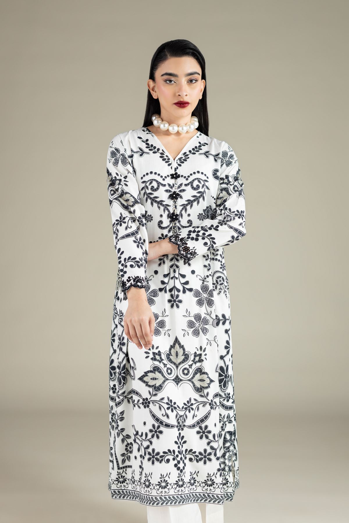 Embroidered Raw Silk Kurta - 25-08-12E8-04TA-VG
