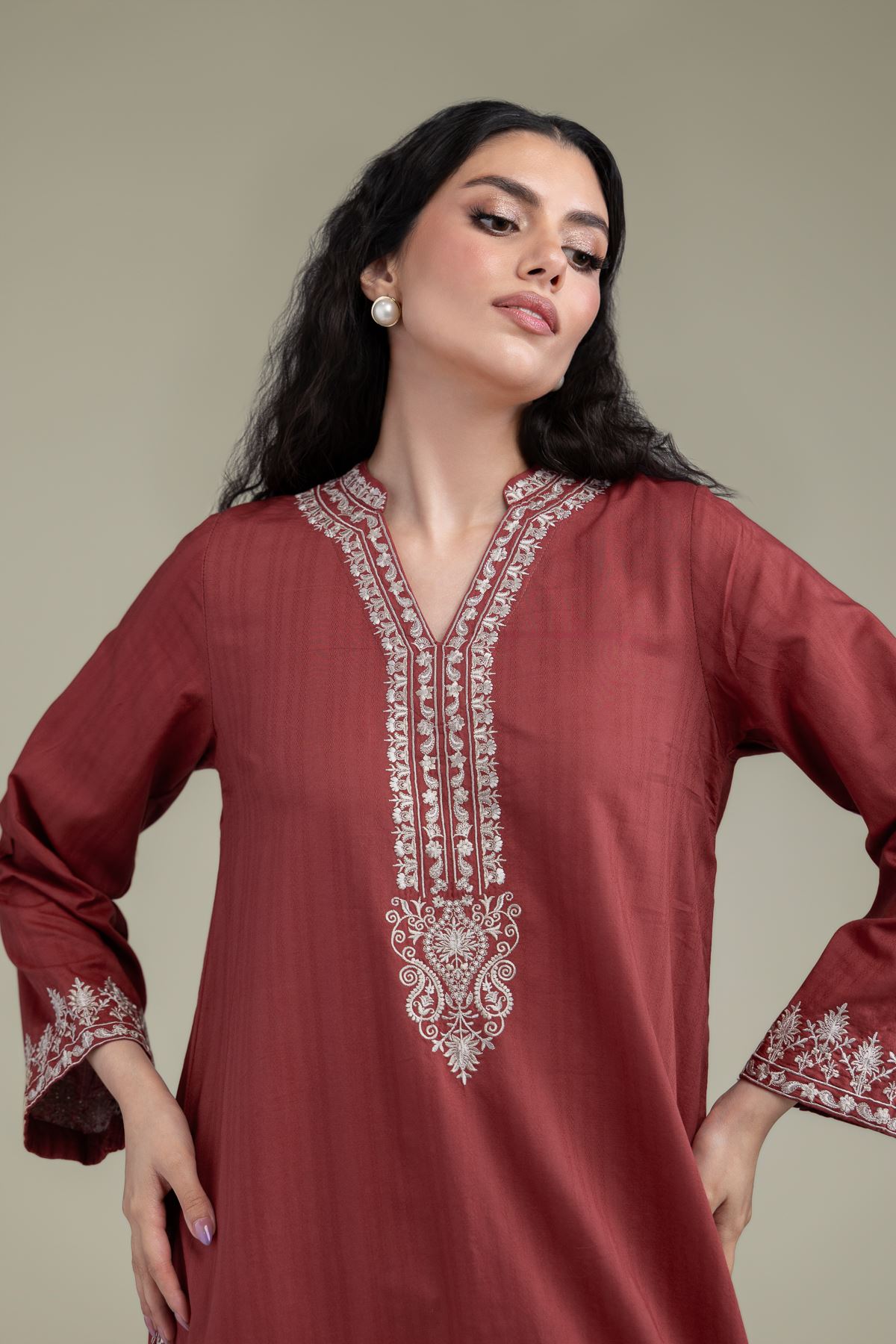 Embroidered Cotton Dobby Longline V-Neck Kurta - T-A11-26-108FE2-VG