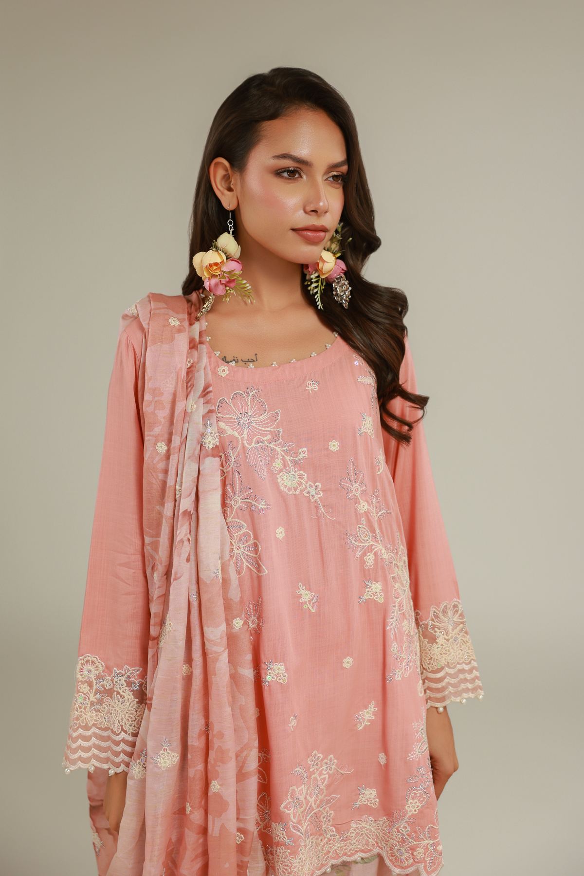 Embroidered Raw Silk Floral Kurta 3-piece - 1-26-129-A-C-VG