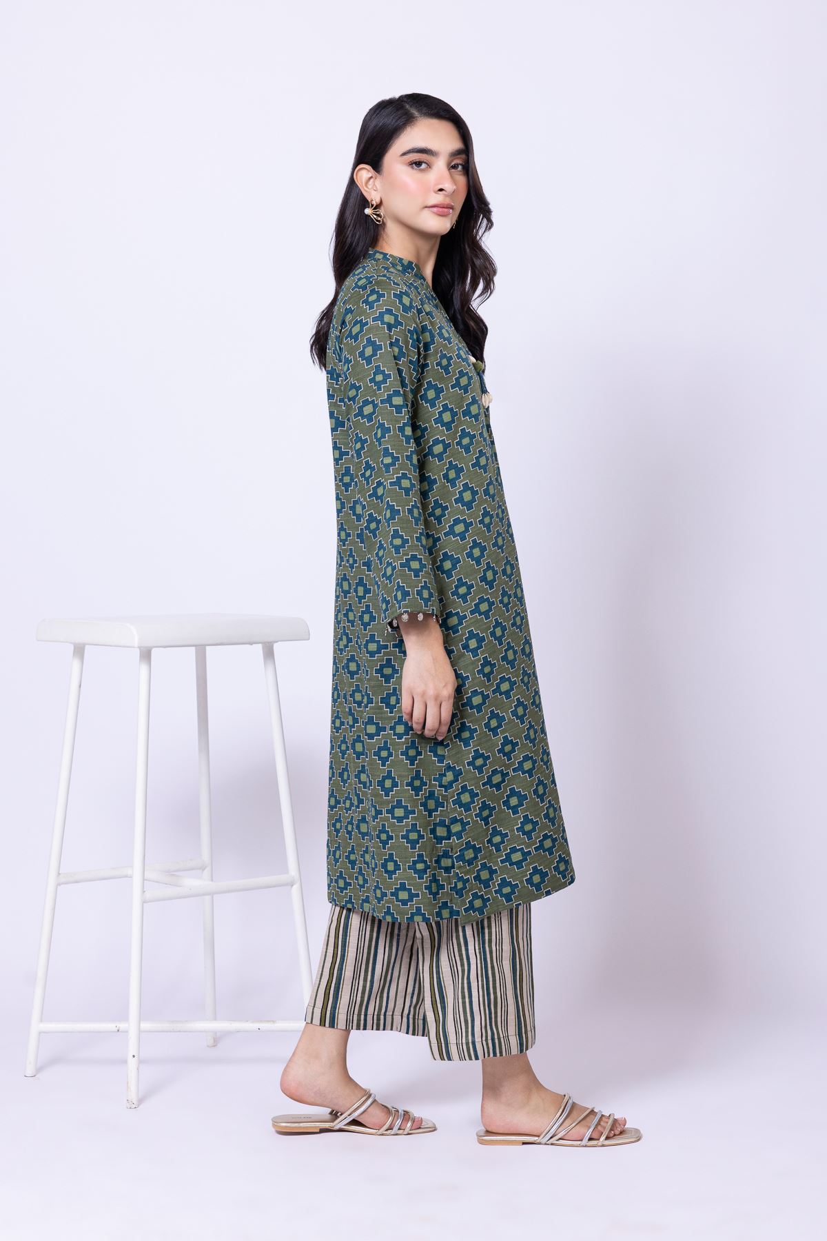 Printed Khaddar V-Neck Geometric Kurta - 25-02E23-04TB-VG