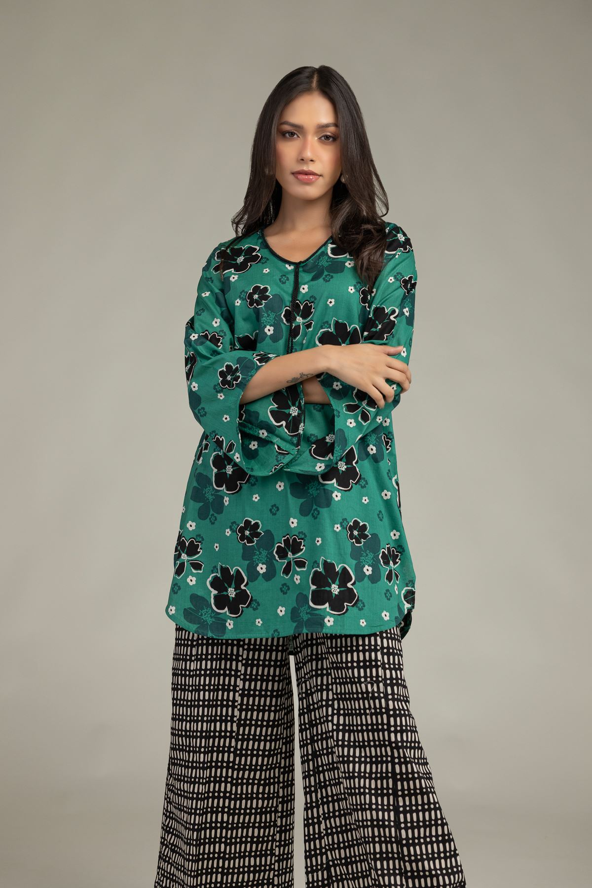 Printed Cambric Floral Green Kurta - 2-26-201-A-C-VG
