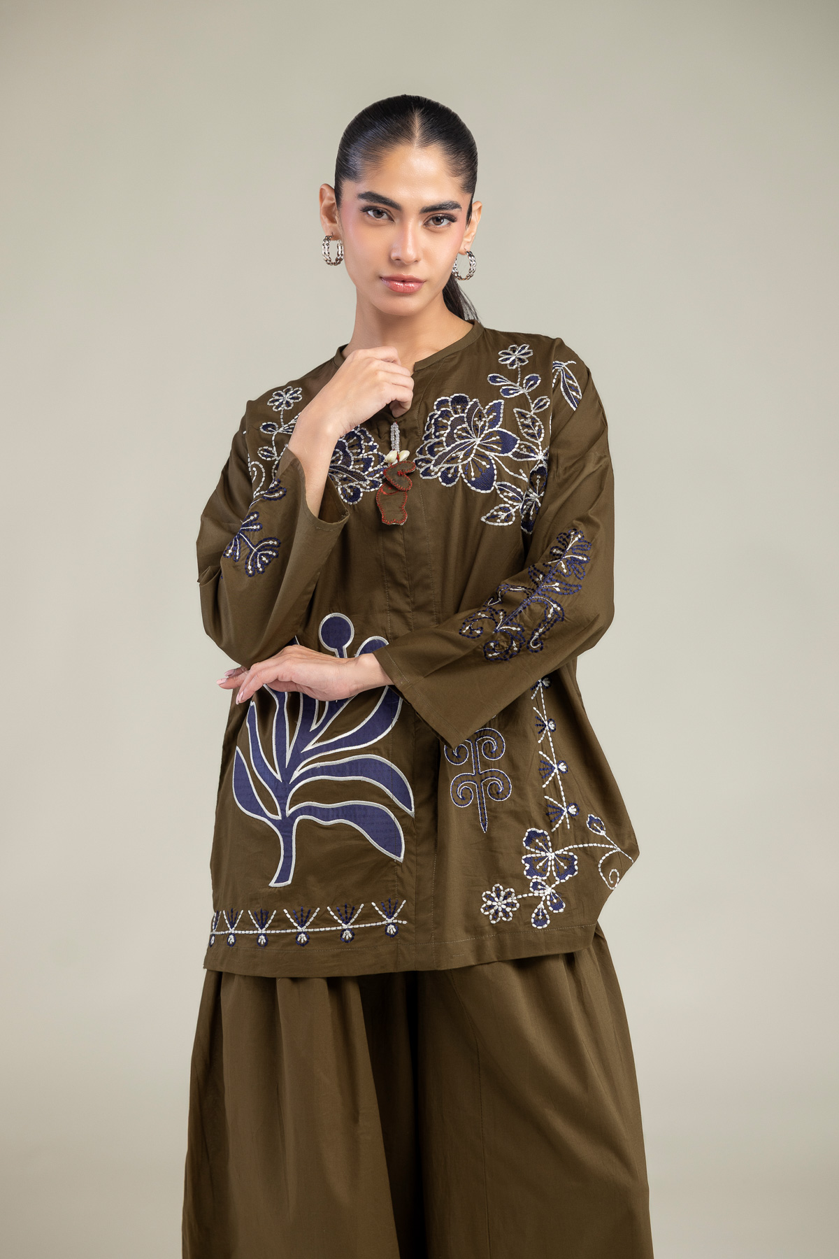 Embroidered Cambric Floral V-Neck Blouse - 1-26-102-A-F-VG