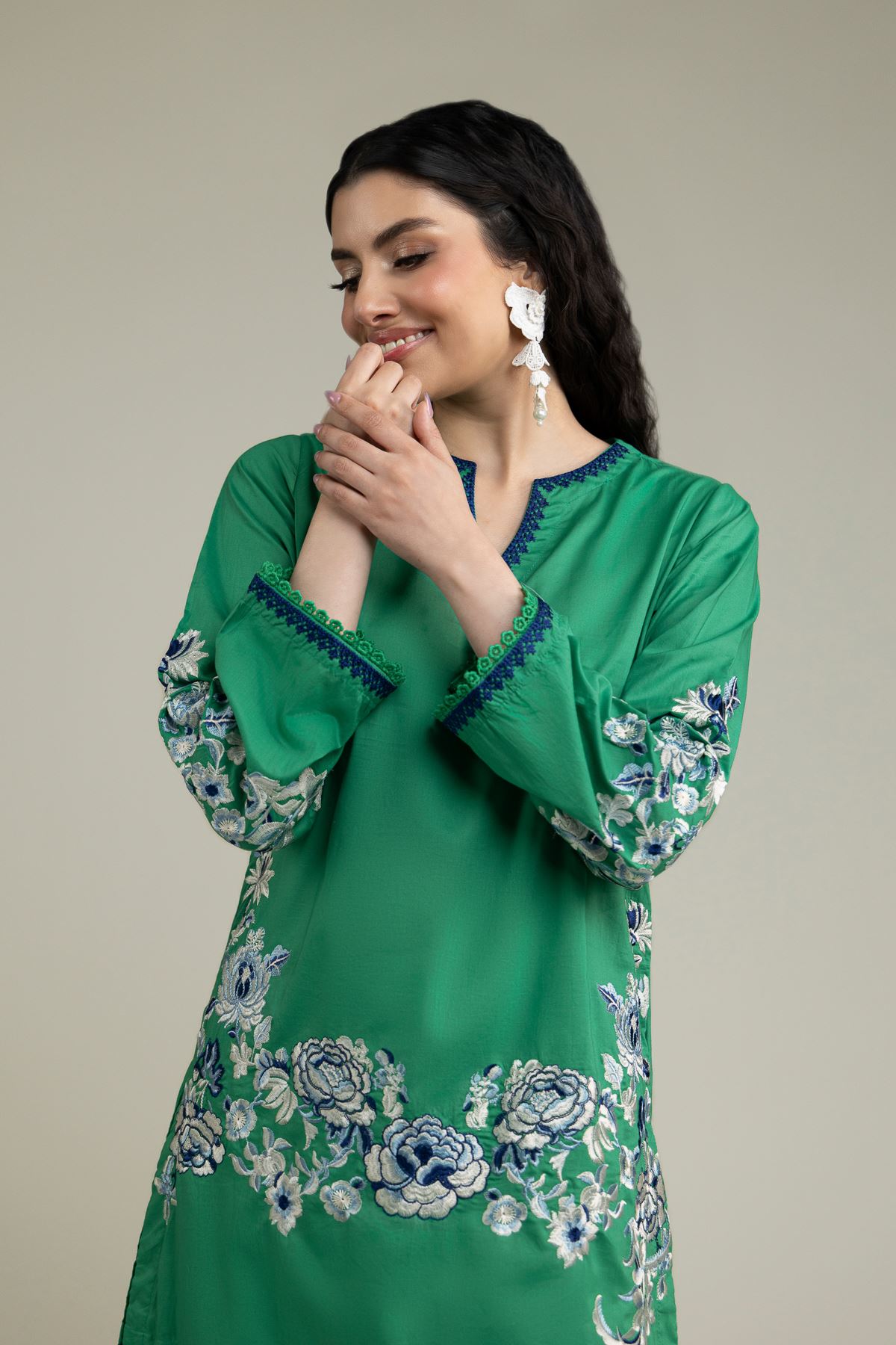 Embroidered Cambric Green Cambric Kurta - 25-08-12E8-09TB-VG