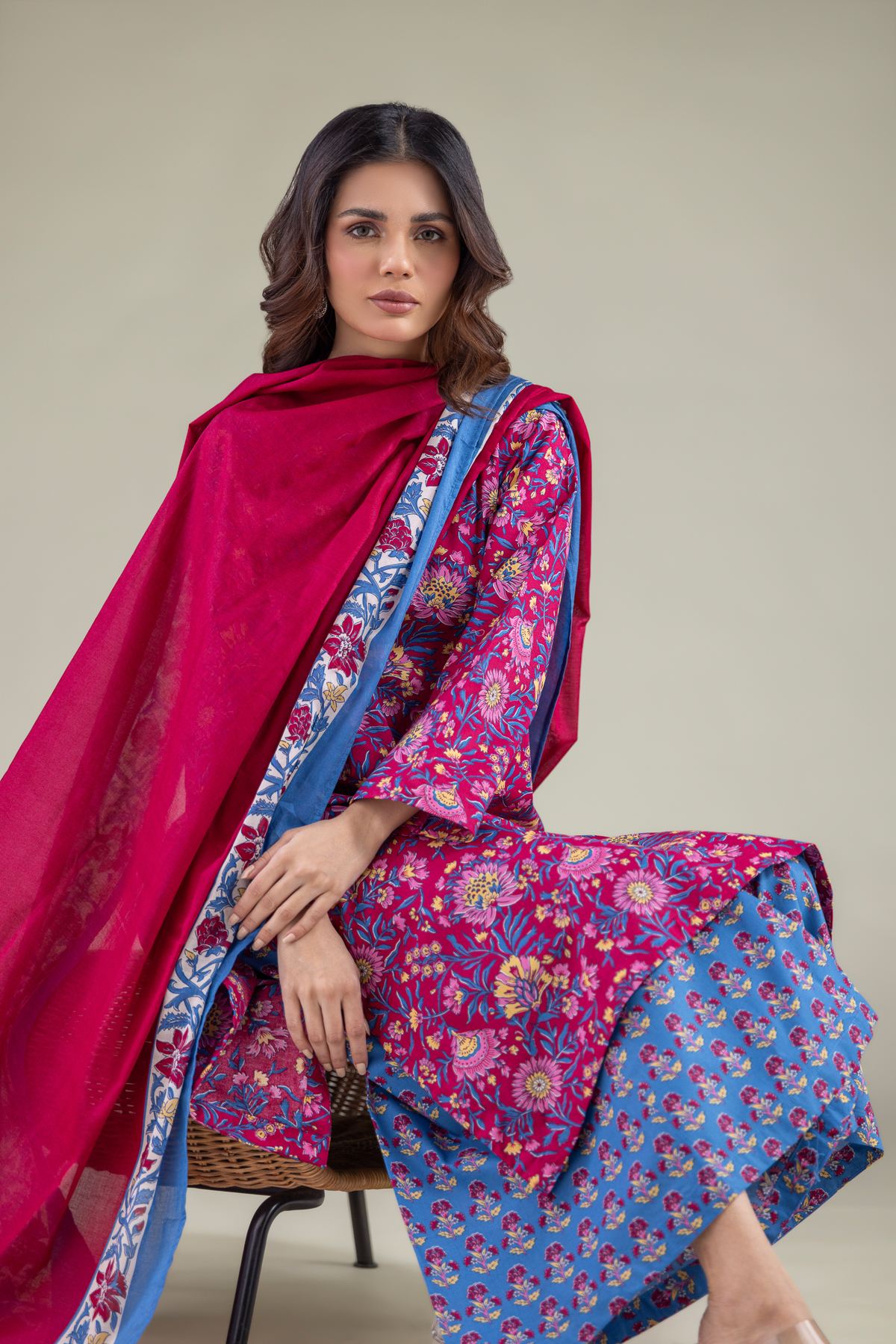 Printed Lawn Summer Floral Dupatta - 1-26-119-C-C-VG