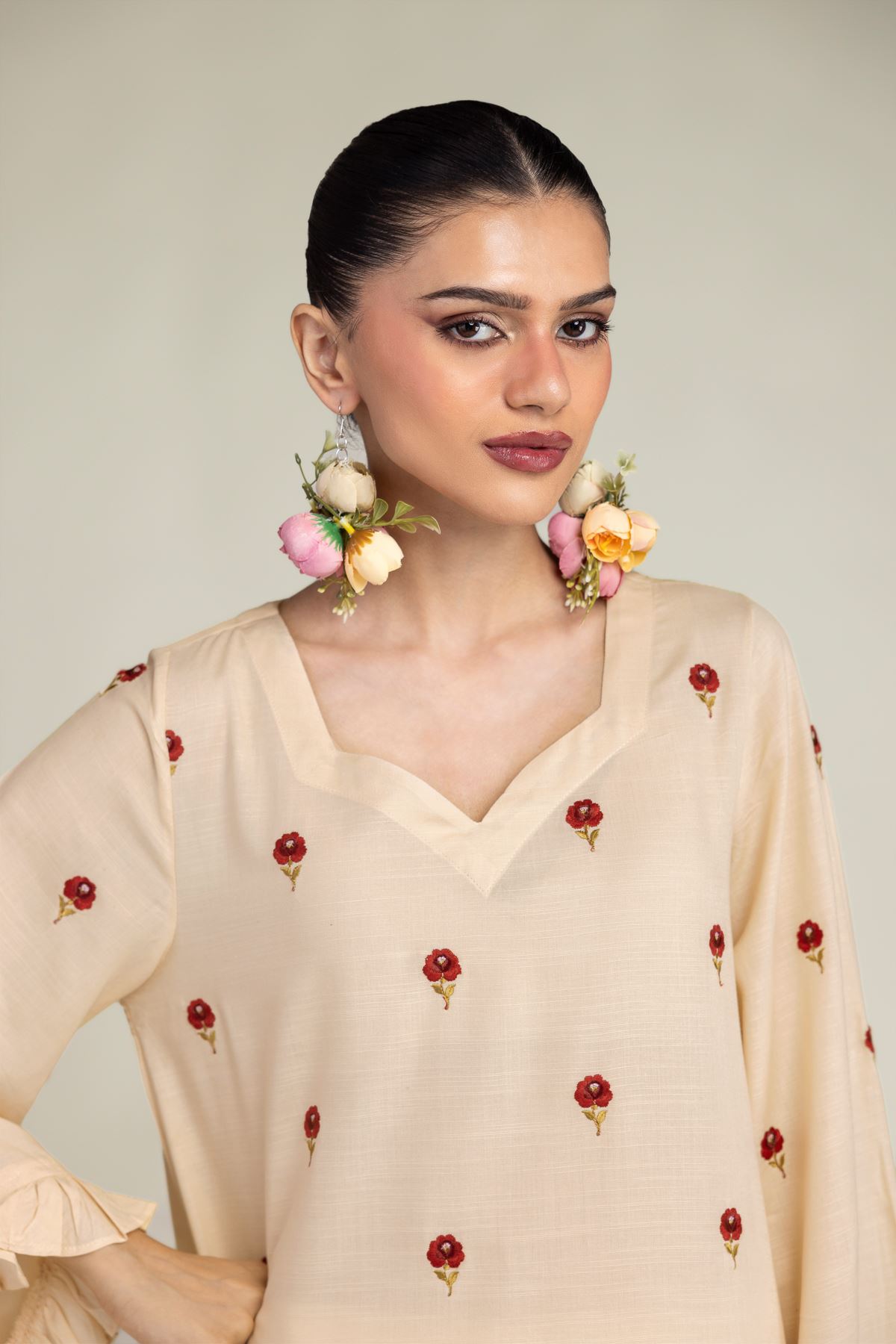 Embroidered Raw Silk Floral Silk Kurta - T-A33-26-210FJ1-VG