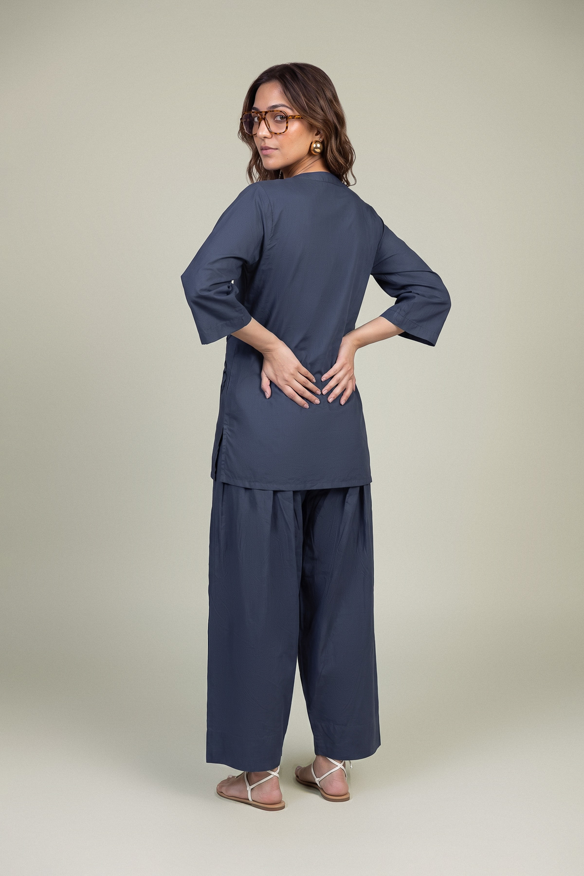 Dyed Poplin Navy V-Neck Kurta - 8-26-303-A-C1-VG